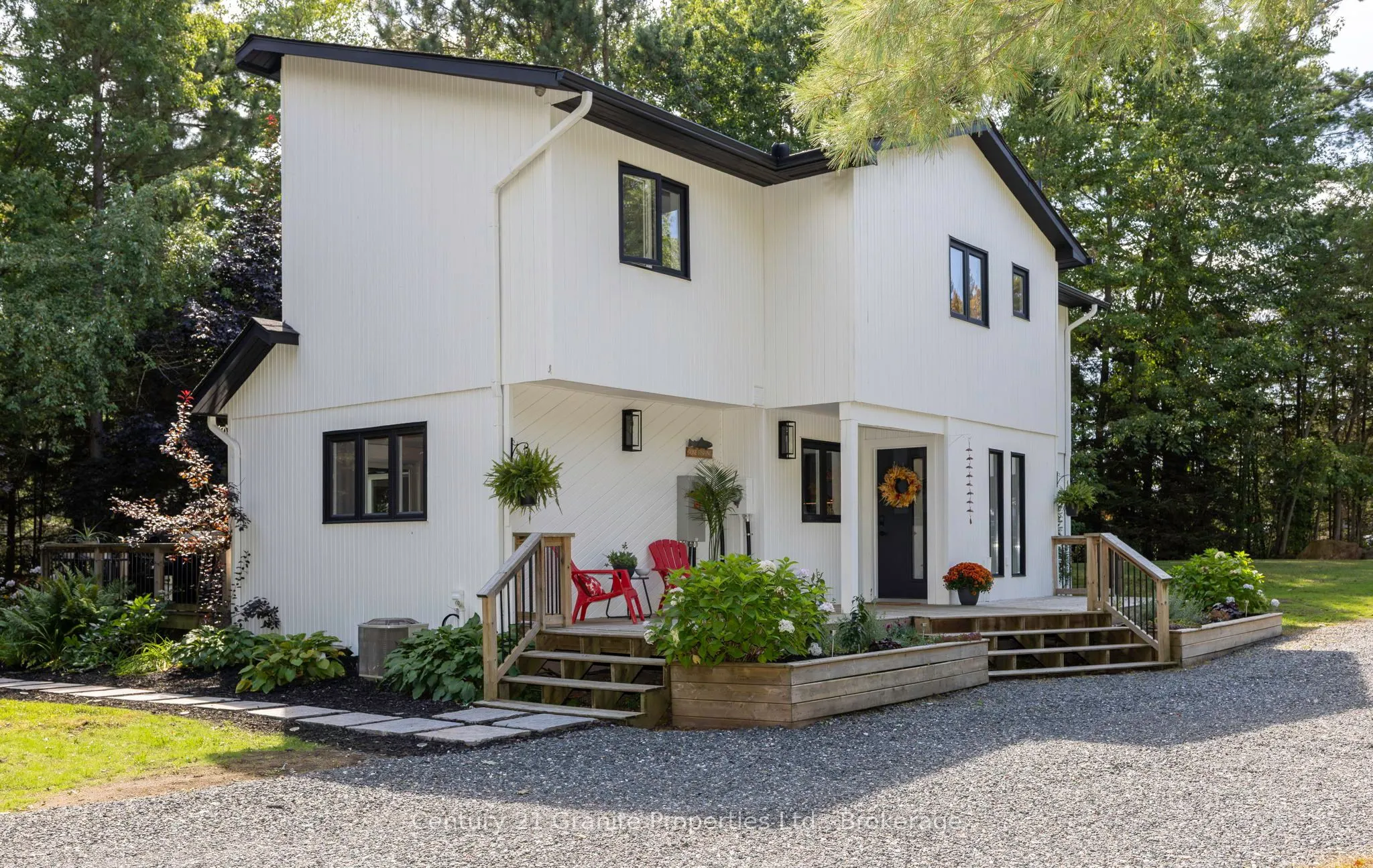 8 Bartlett Drive