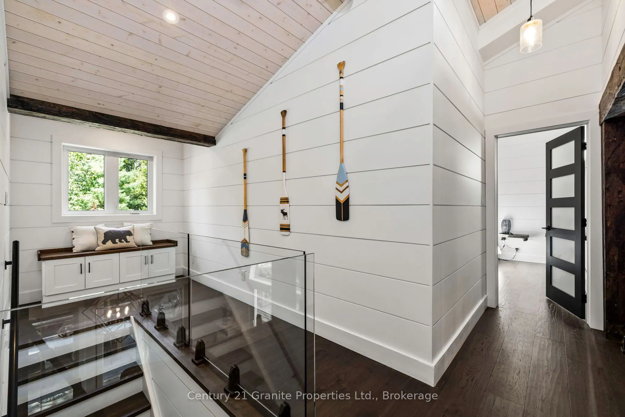 8 Bartlett Drive