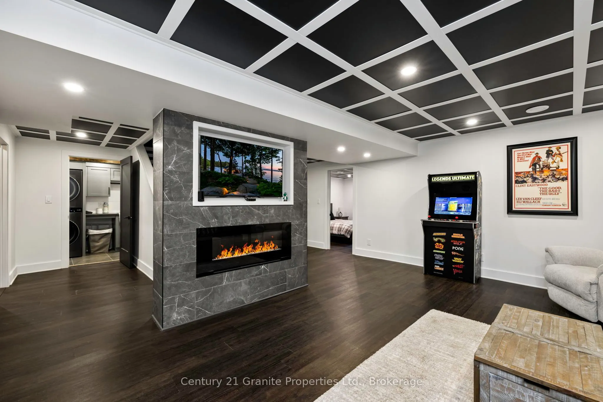 8 Bartlett Drive