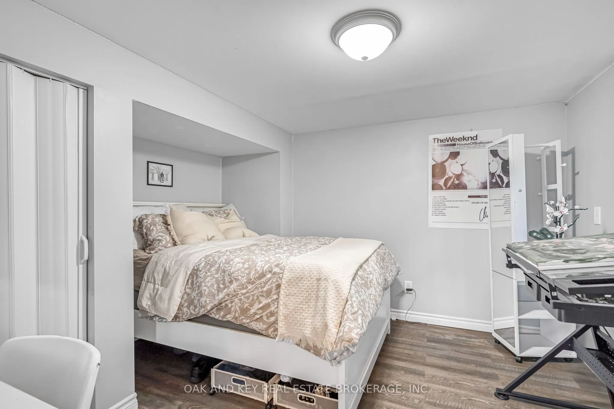 65 Southview Crescent
