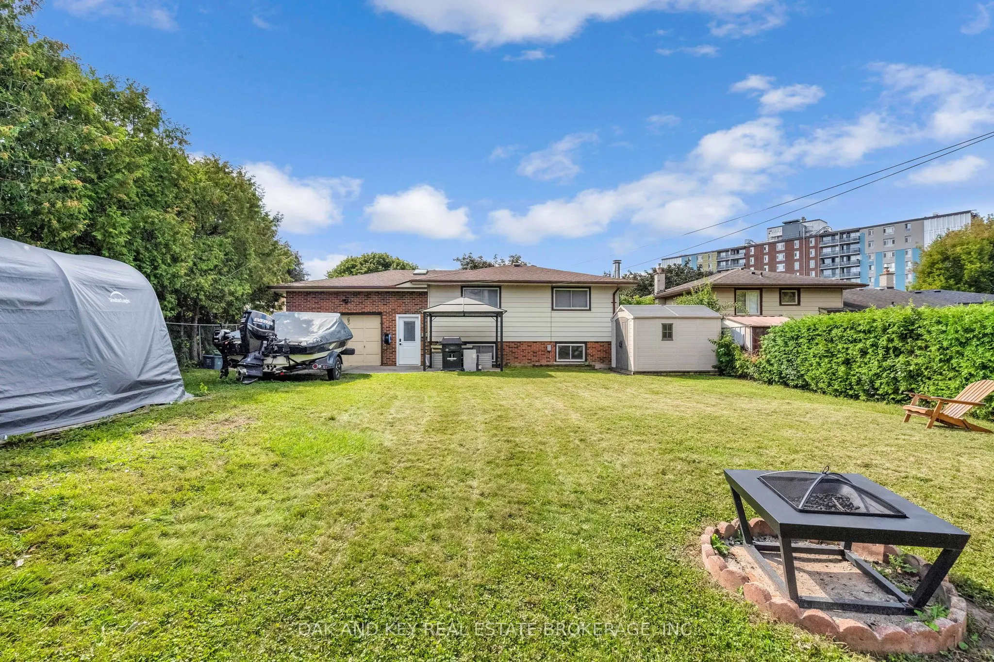 65 Southview Crescent