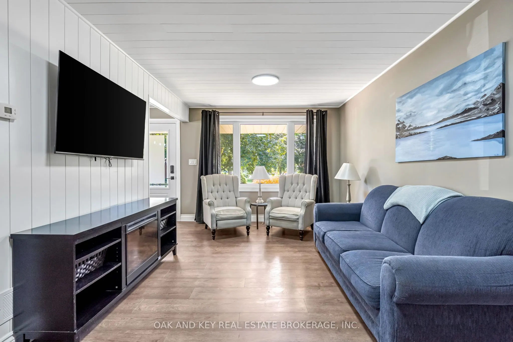 65 Southview Crescent