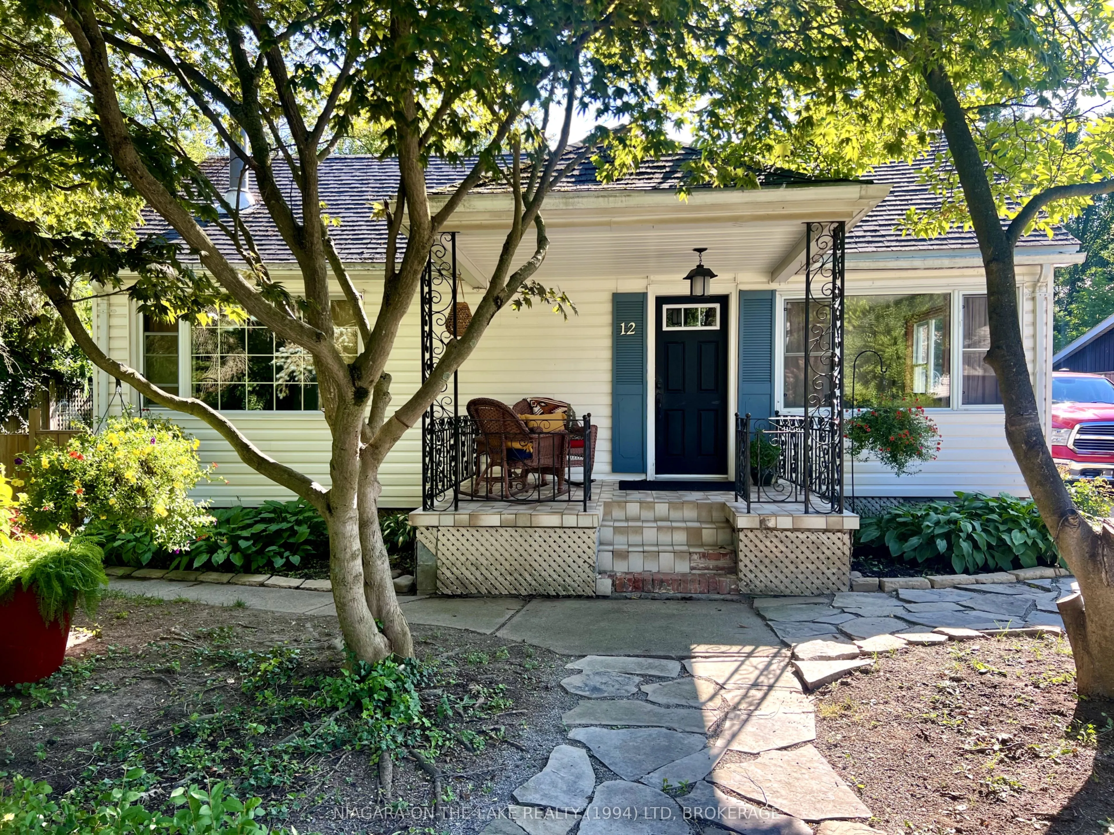 12 Vincent Avenue