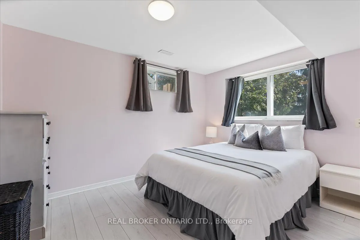 87 Dawn Crescent