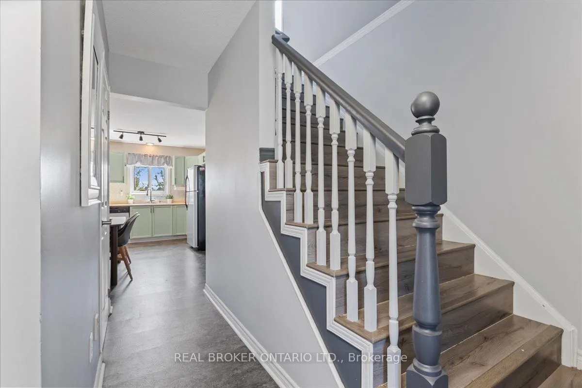 87 Dawn Crescent