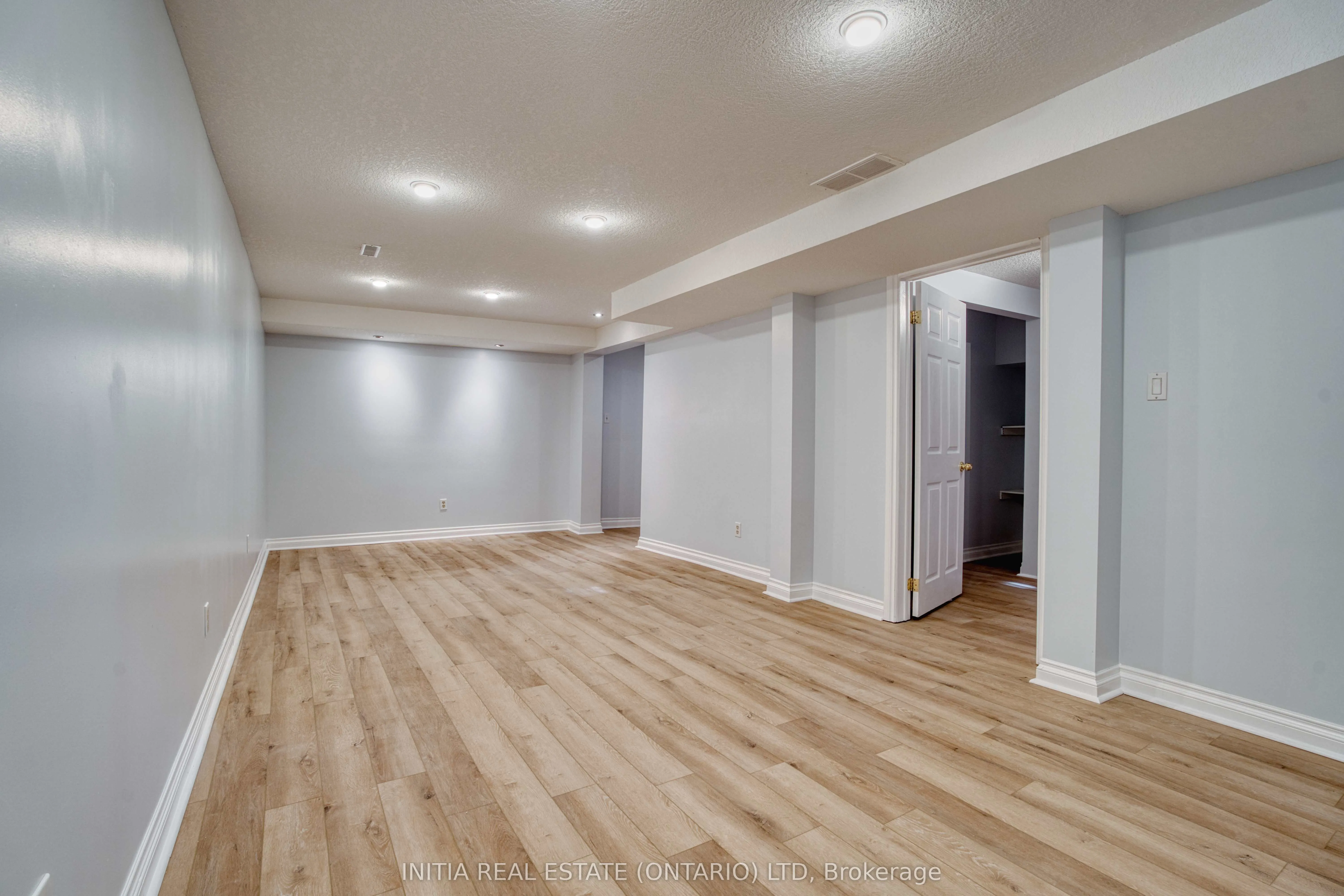 1653 Hastings Drive
