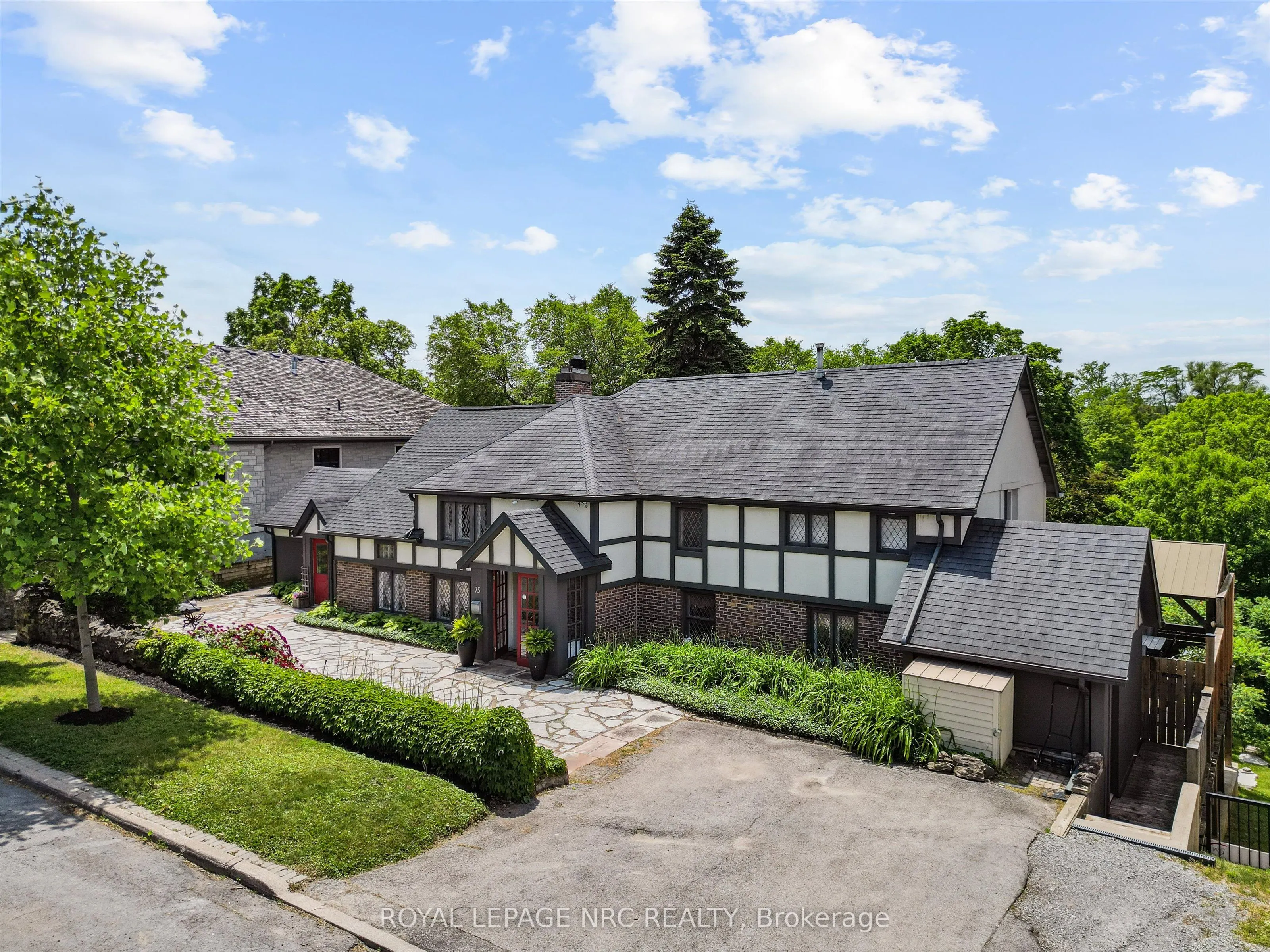 75 Yates Street
