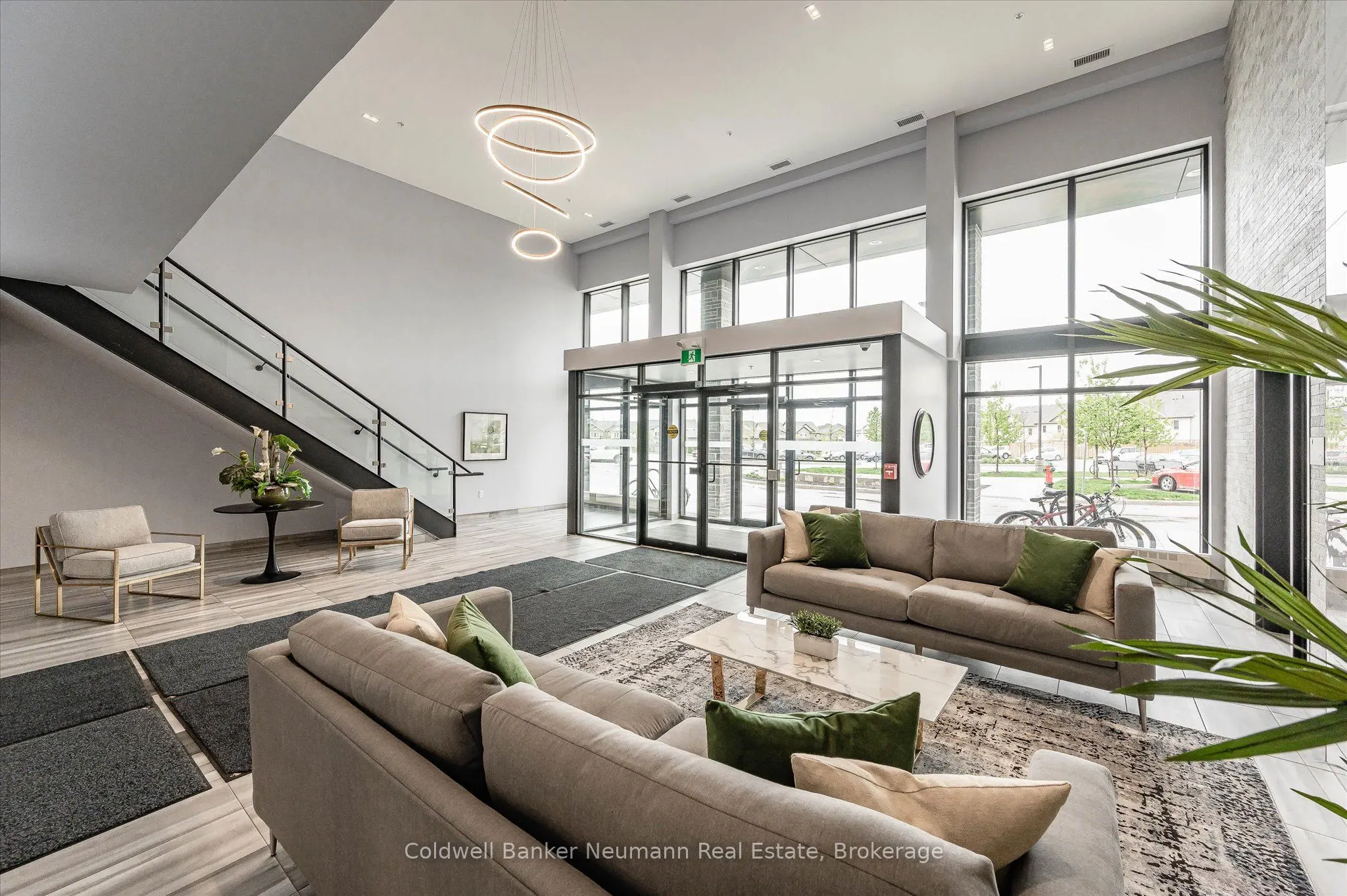 35 Kingsbury Square, #120