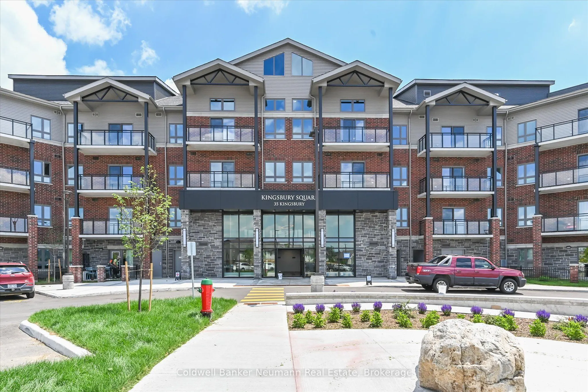 35 Kingsbury Square, #120