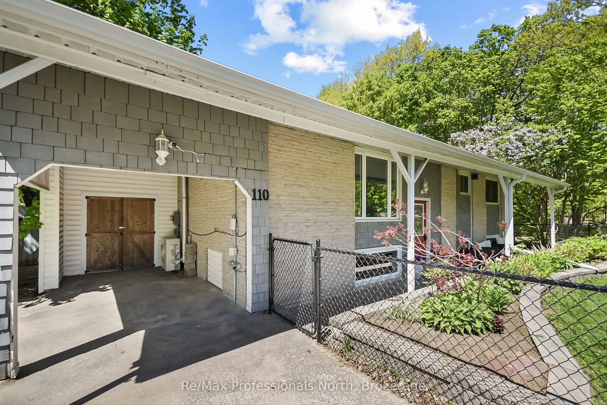 110 FRASER Street