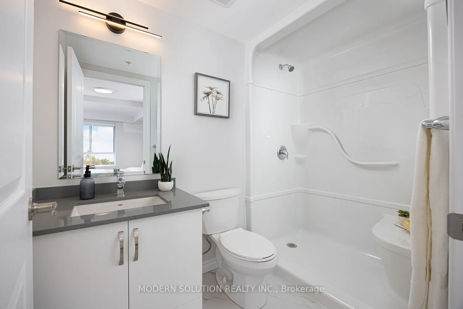 425 Watson Parkway N, #515