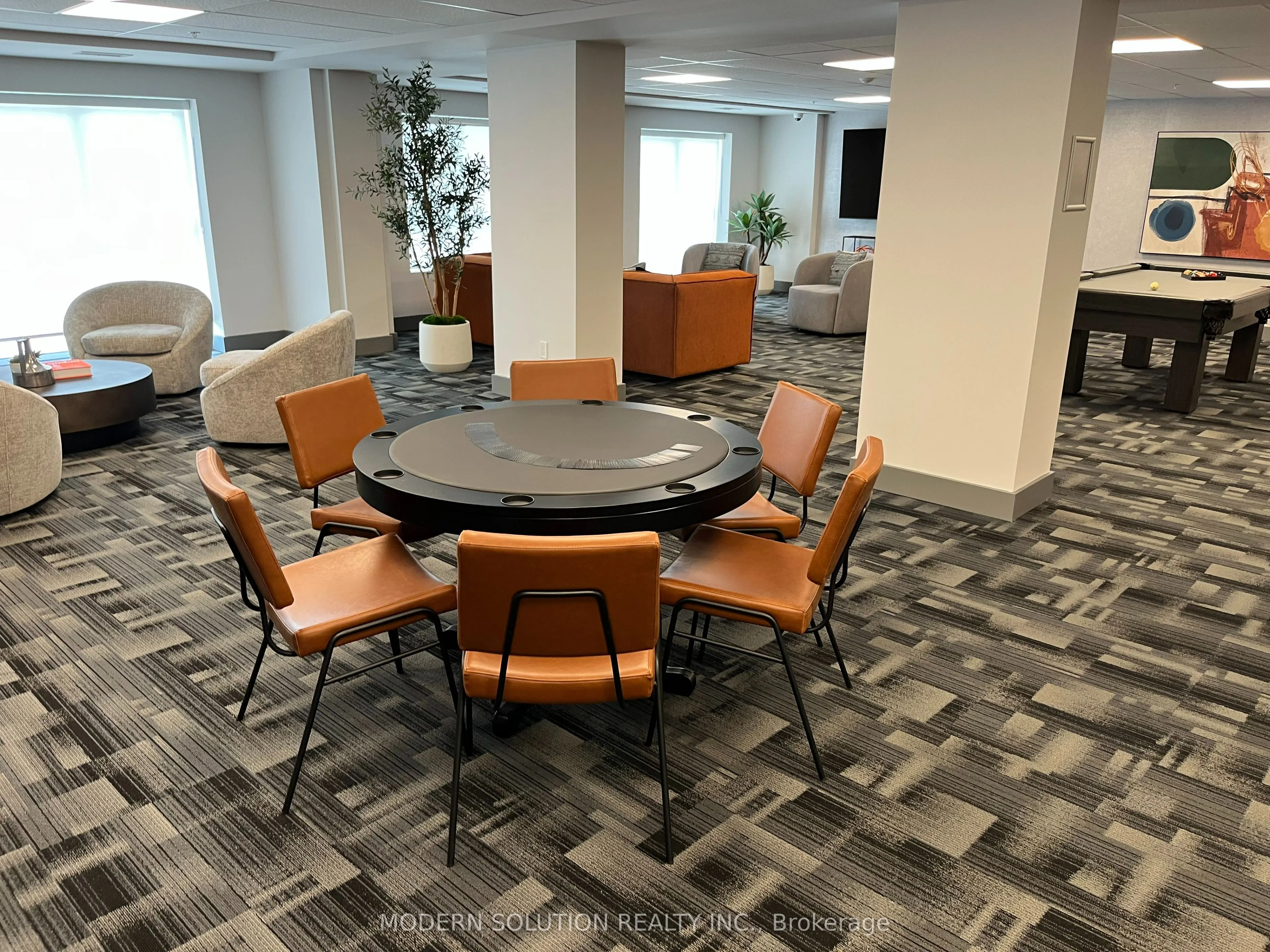 425 Watson Parkway N, #515