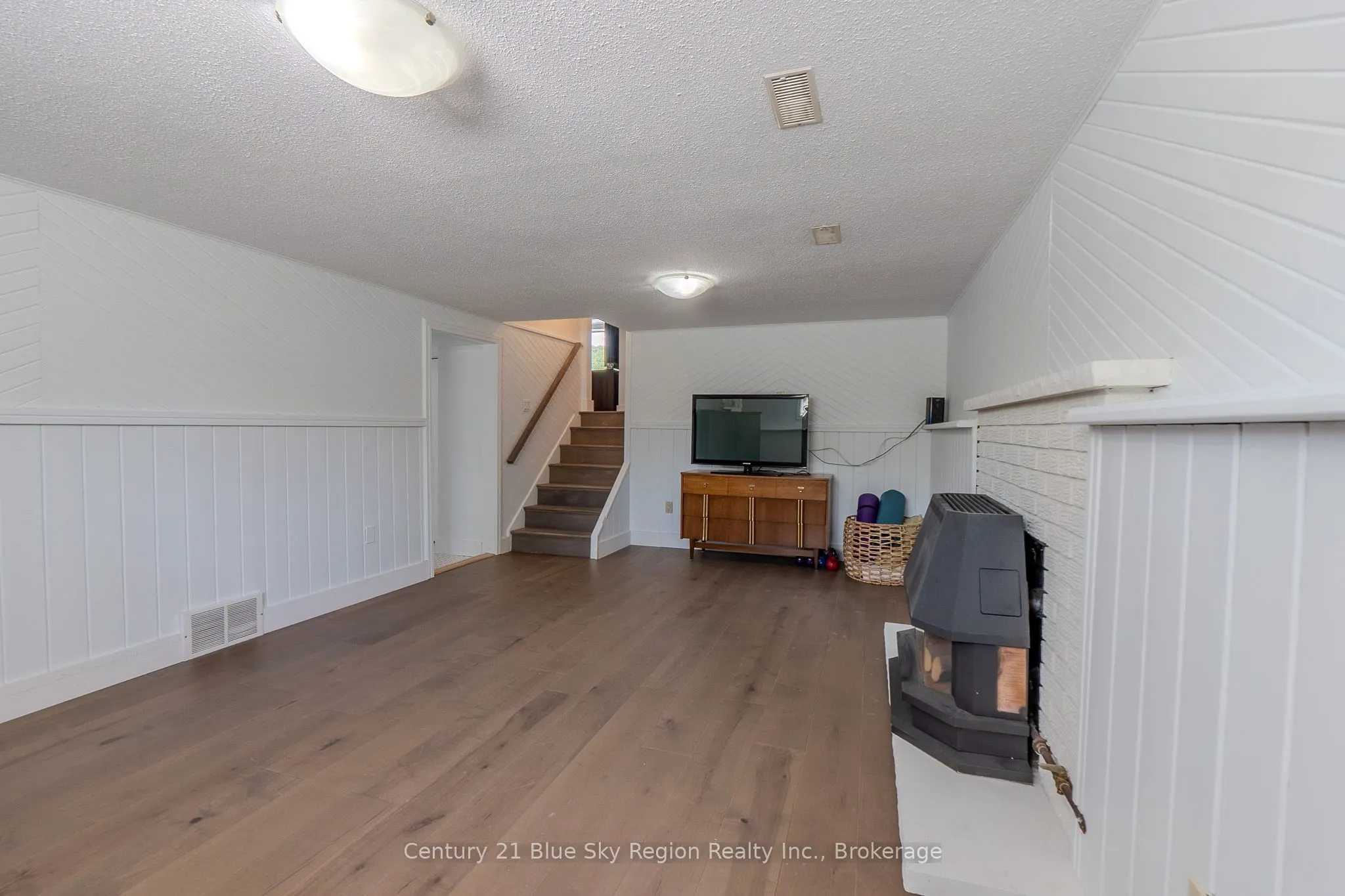 109 Macbeth Crescent