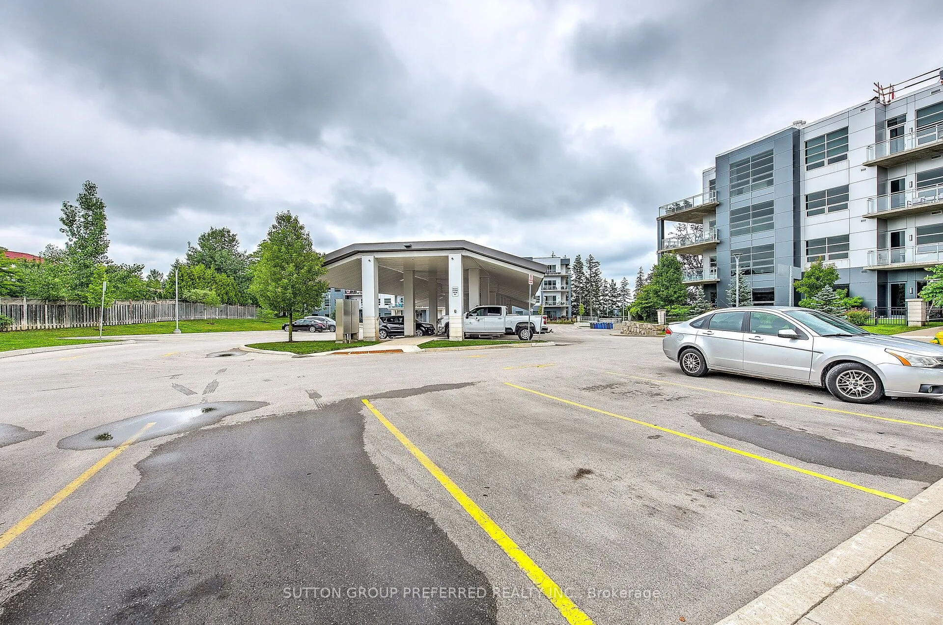 1705 Fiddlehead Place, #102