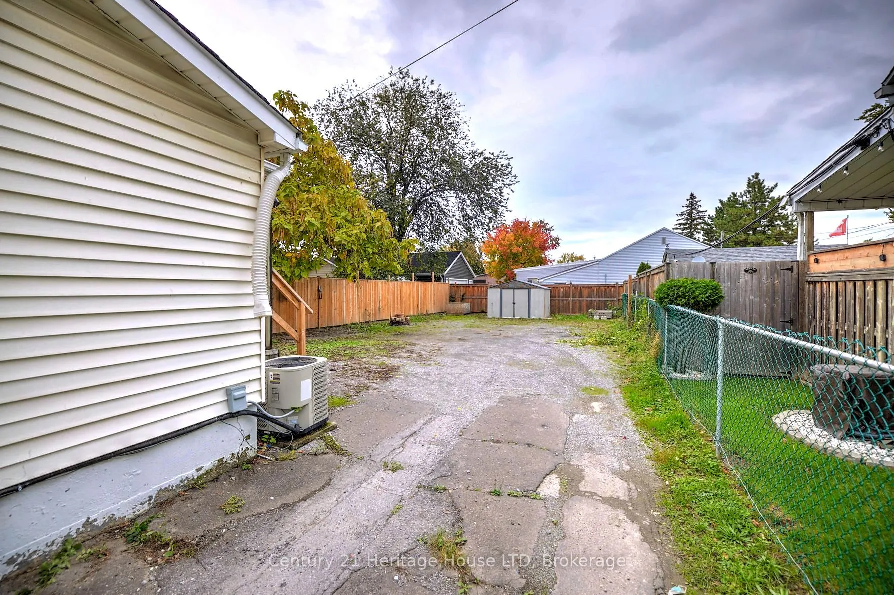 407 Welland Avenue