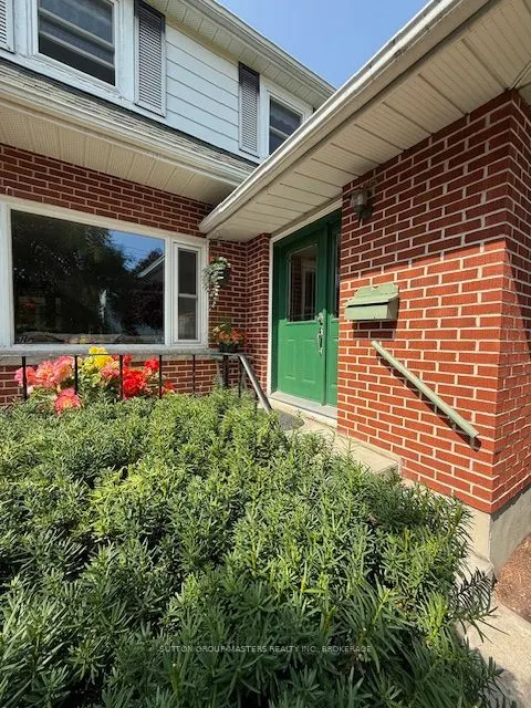 284 Helen Street