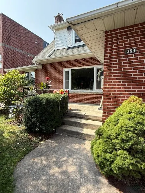 284 Helen Street