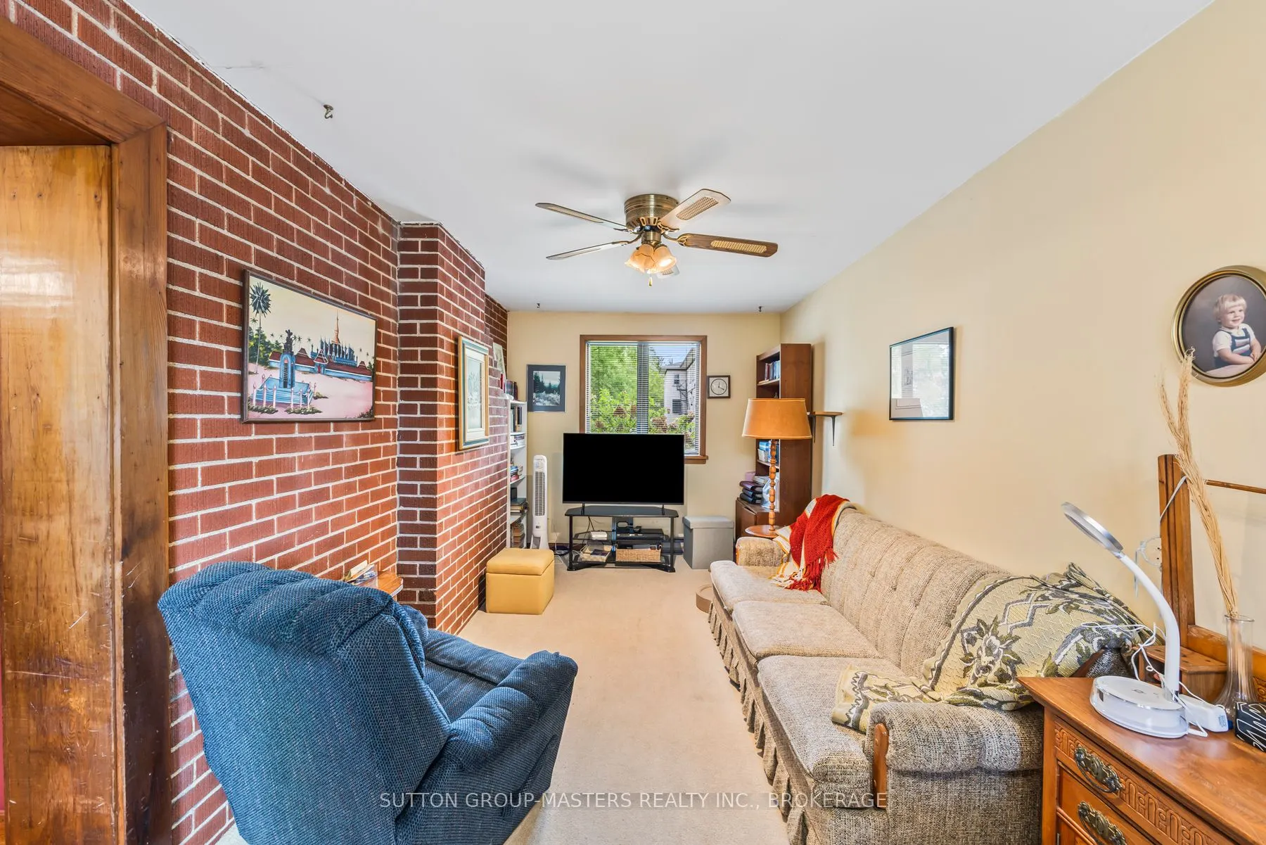 284 Helen Street