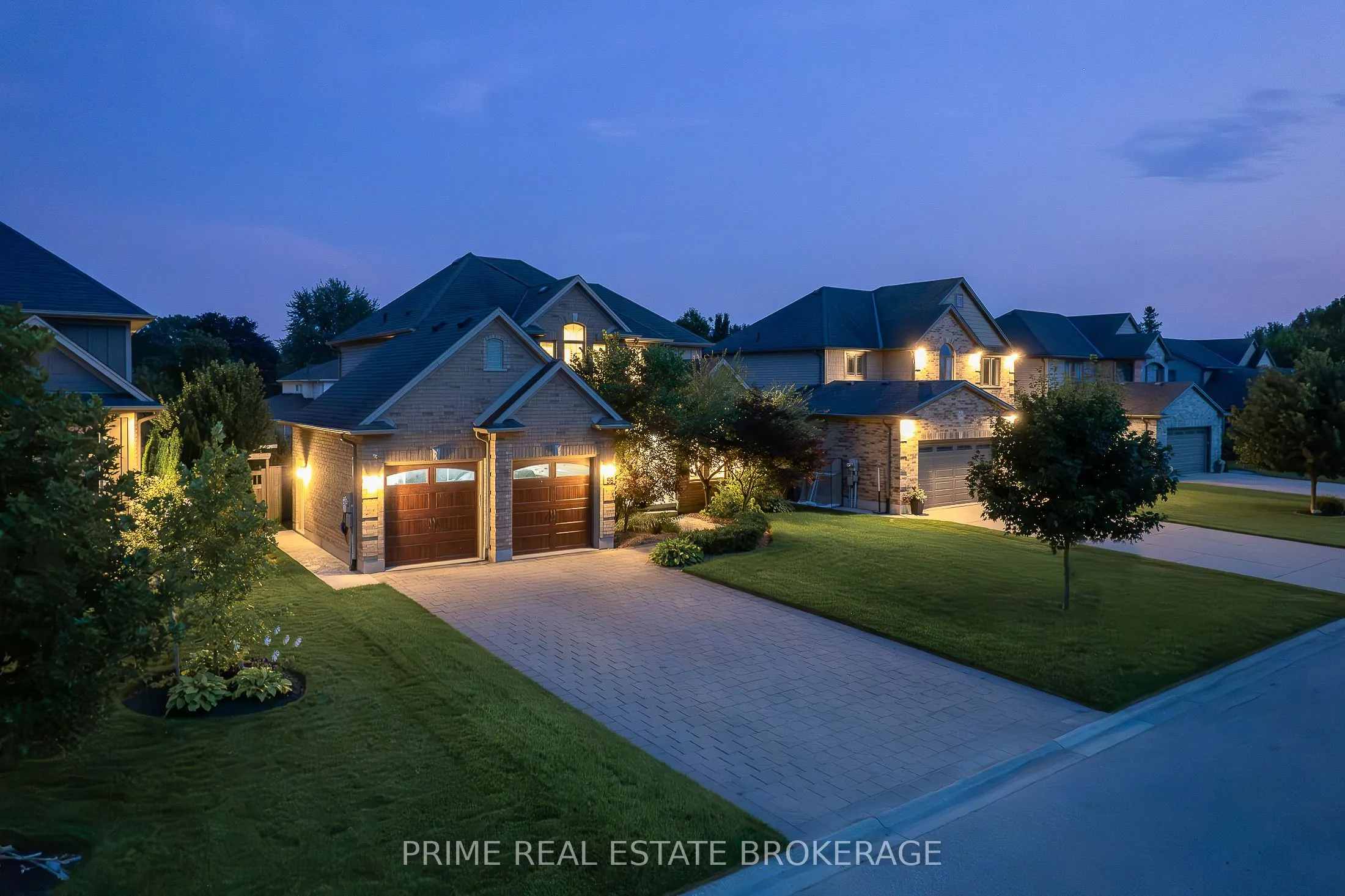 56 Fieldstone Crescent S