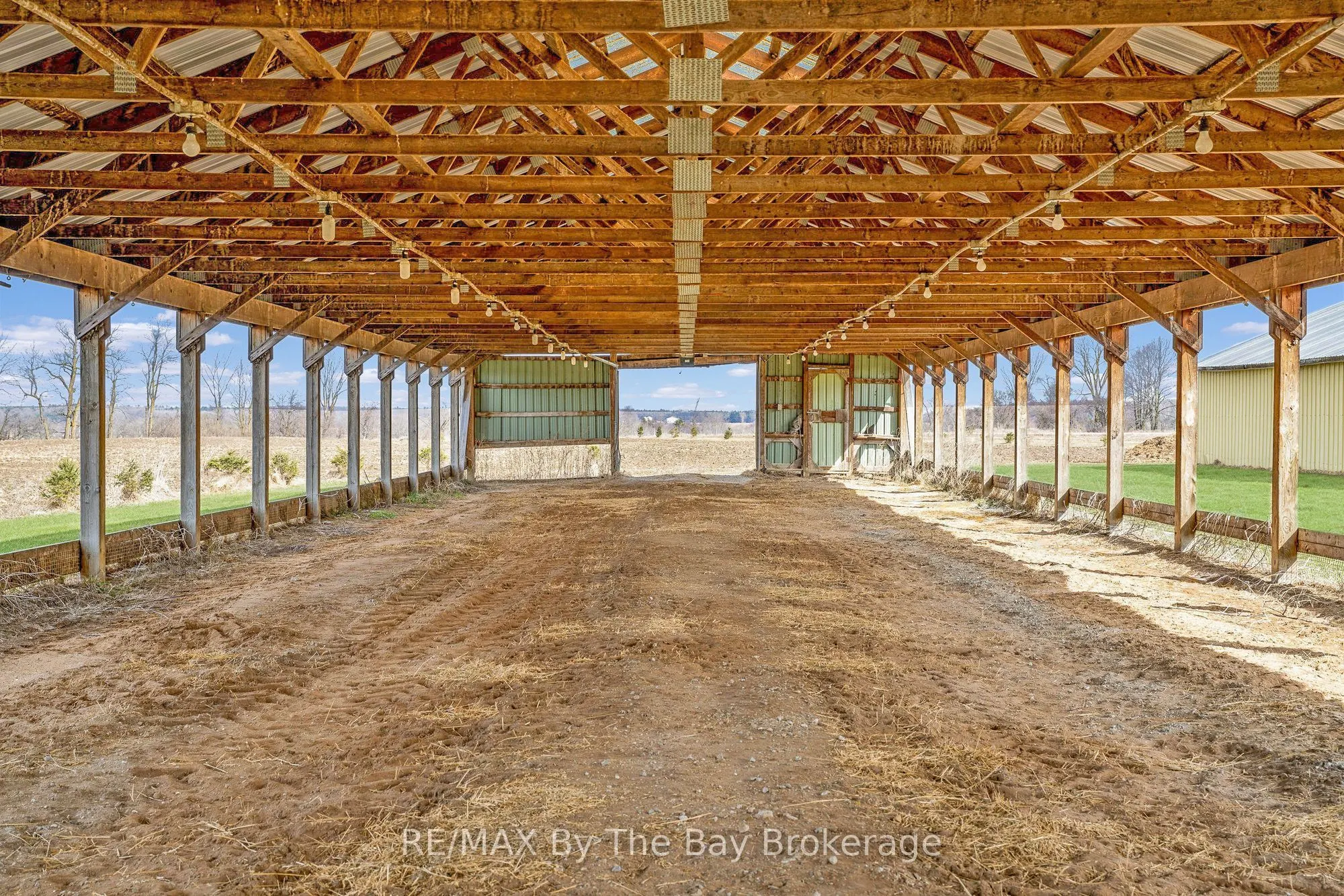 828482 Mulmur Nottawasaga Townline