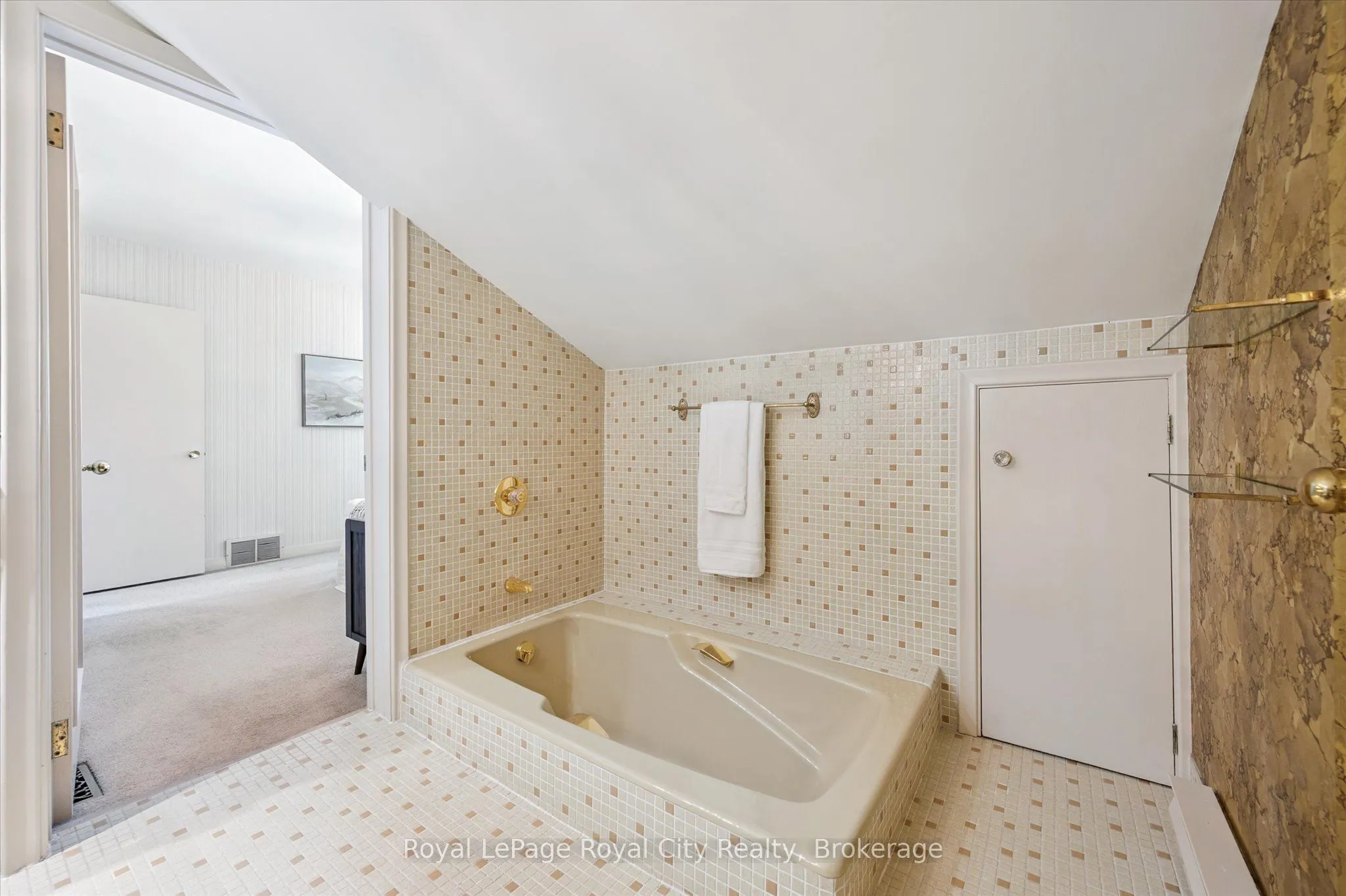 67 Woodside Road