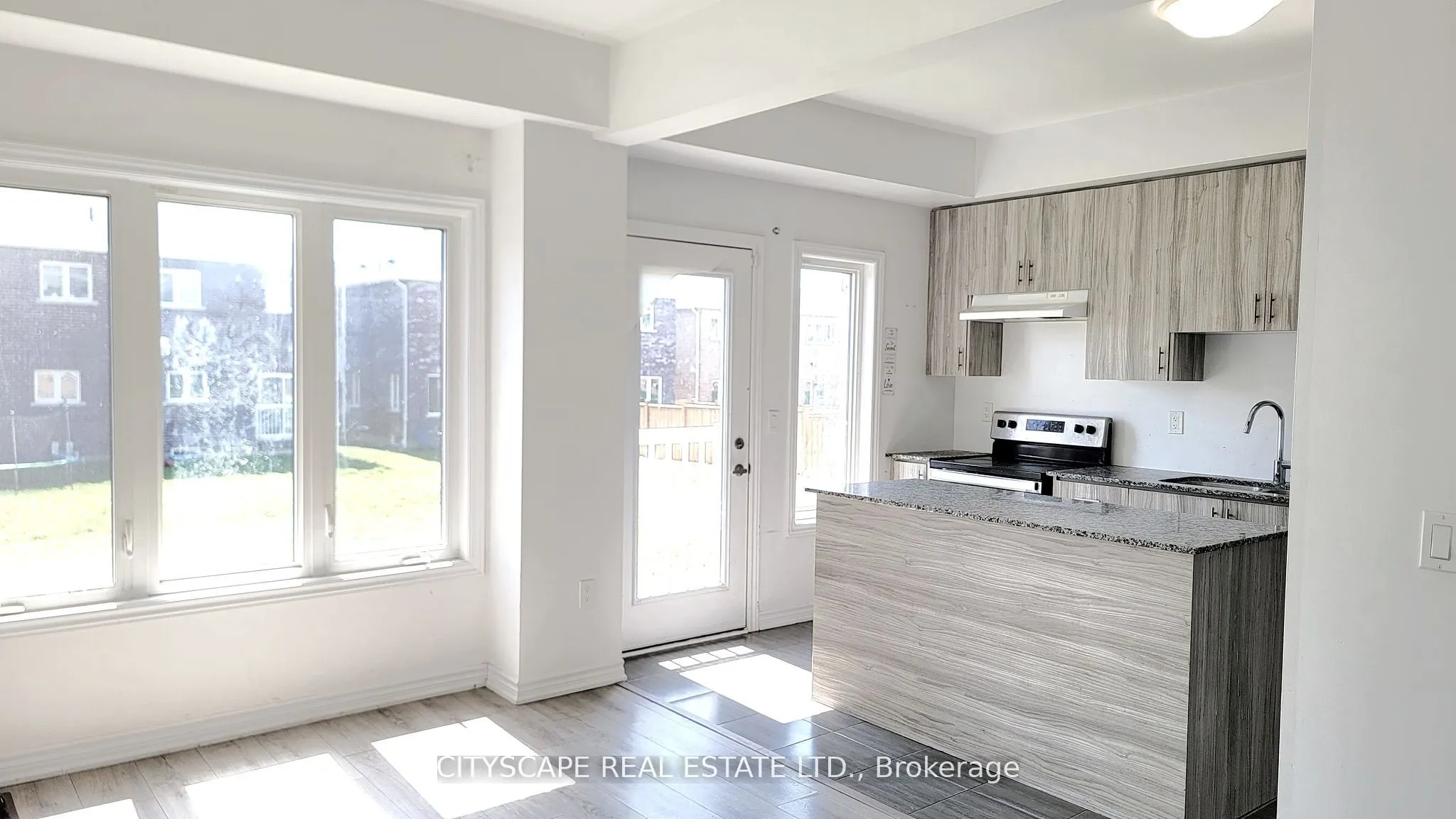 228 Ridley Crescent
