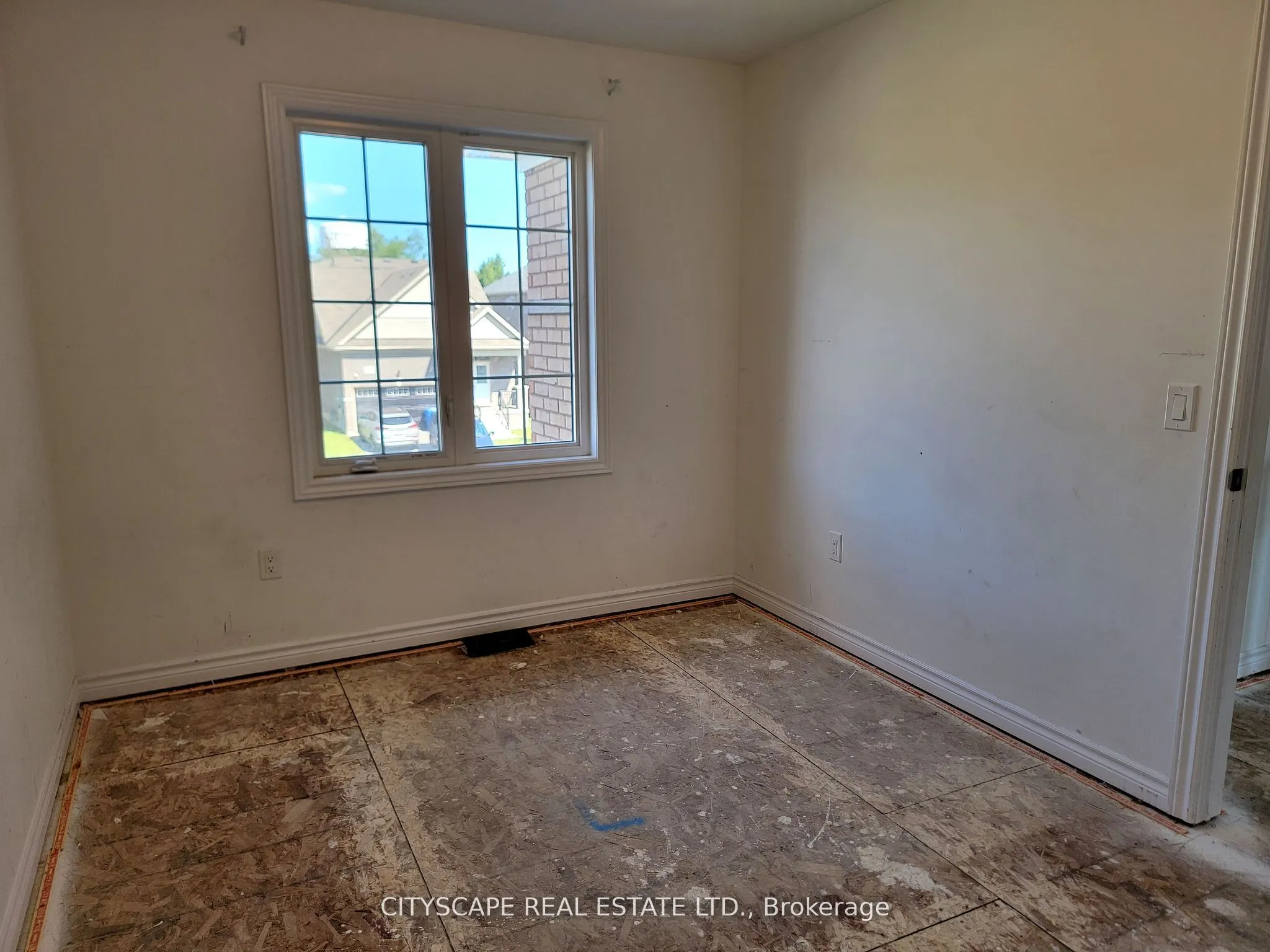 228 Ridley Crescent