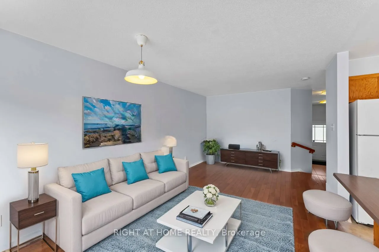 421 Hillsboro Private, #9