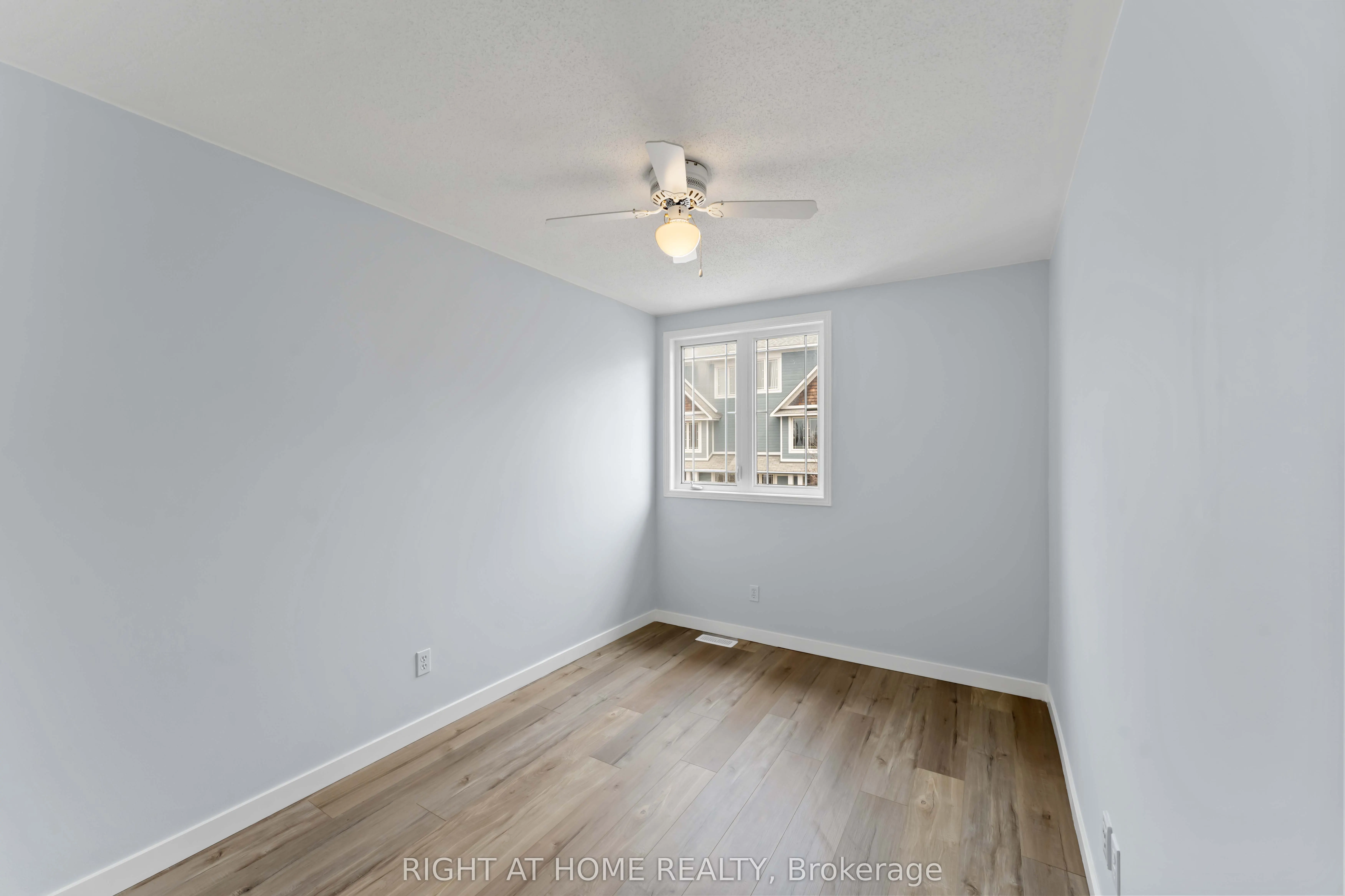 421 Hillsboro Private, #9
