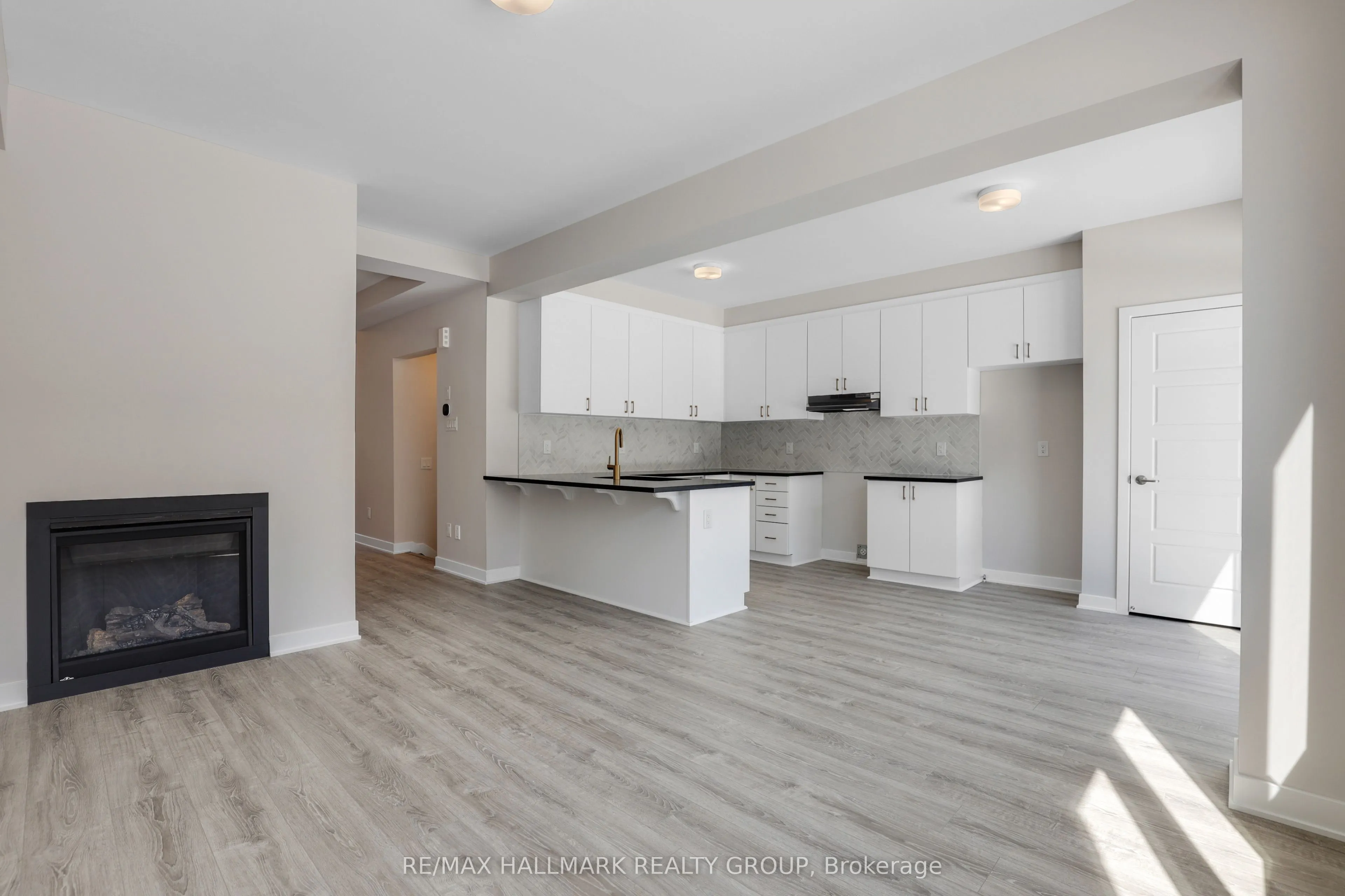143 YEARLING Circle