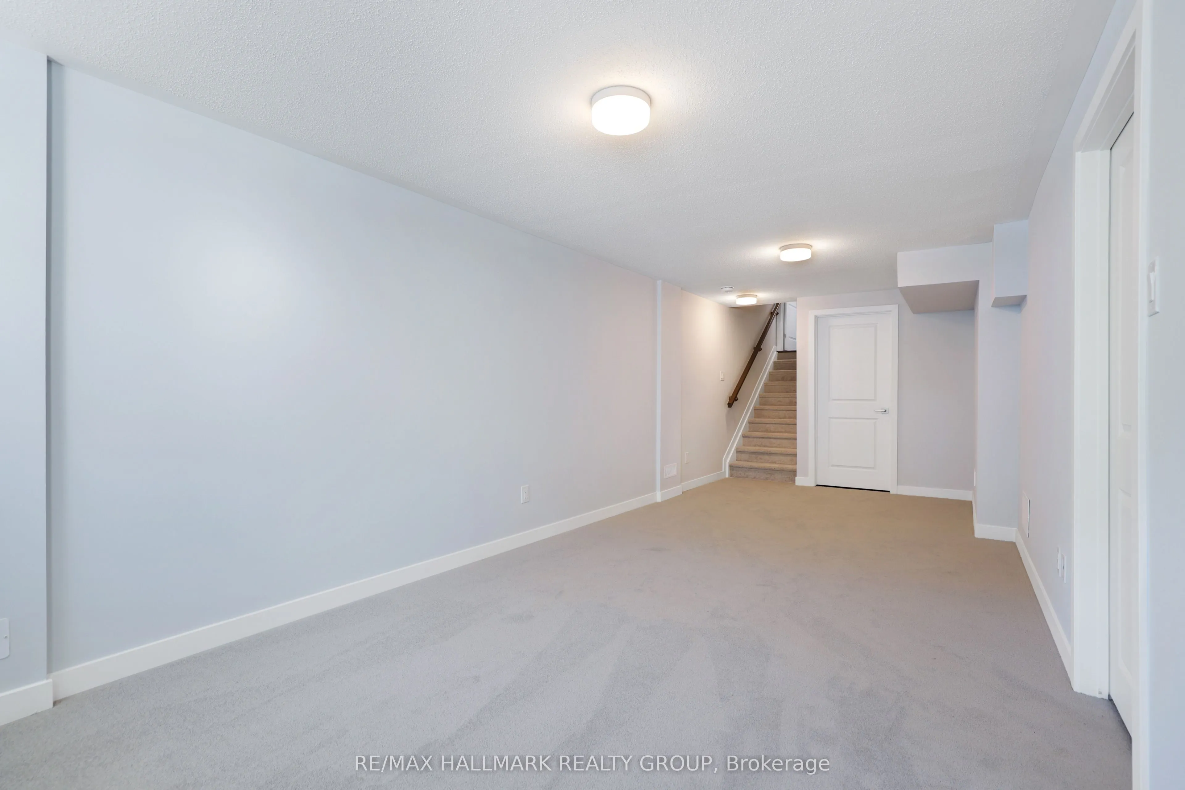 143 YEARLING Circle