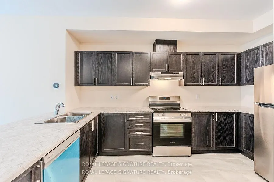 677 Park Road N, #149