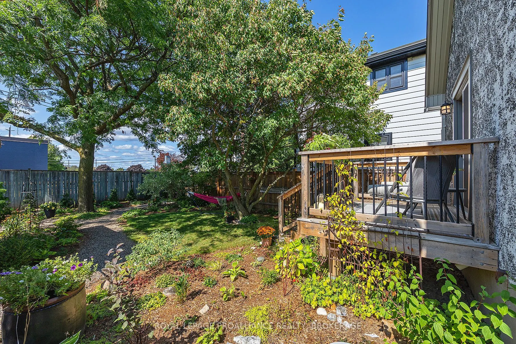16 Drayton Avenue