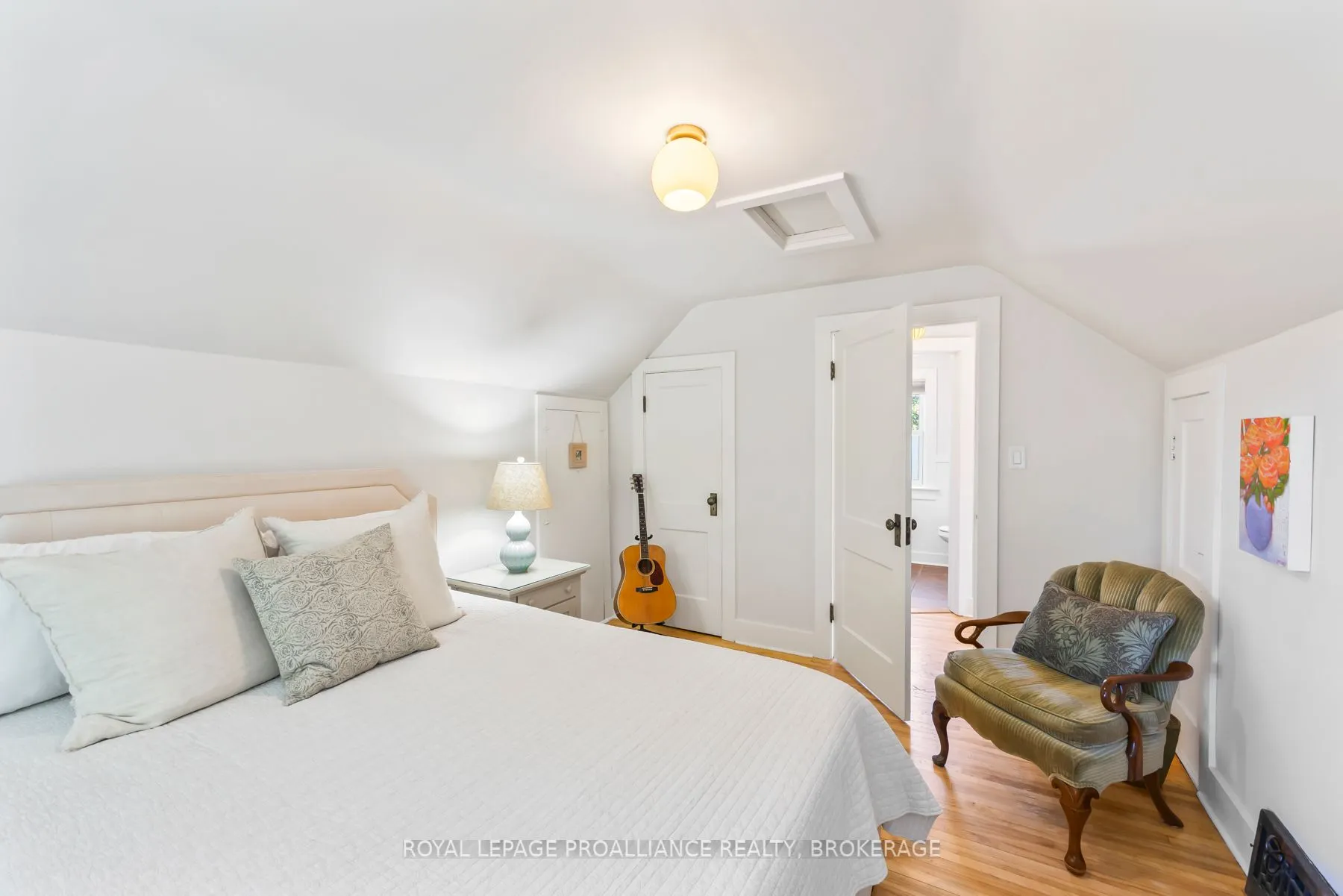 16 Drayton Avenue