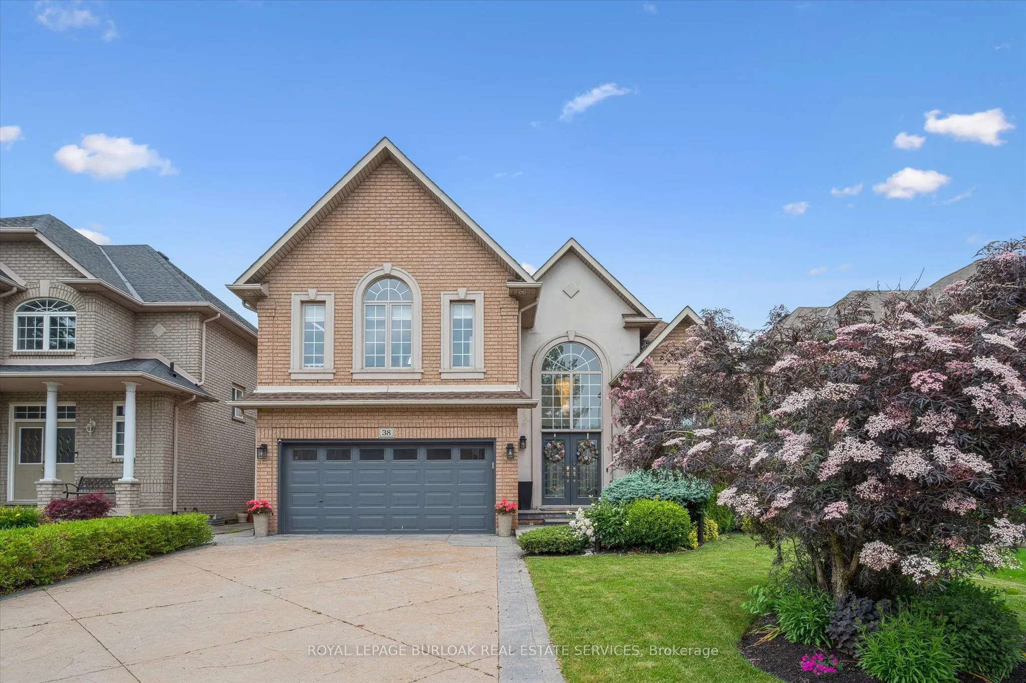 38 Surrey Drive