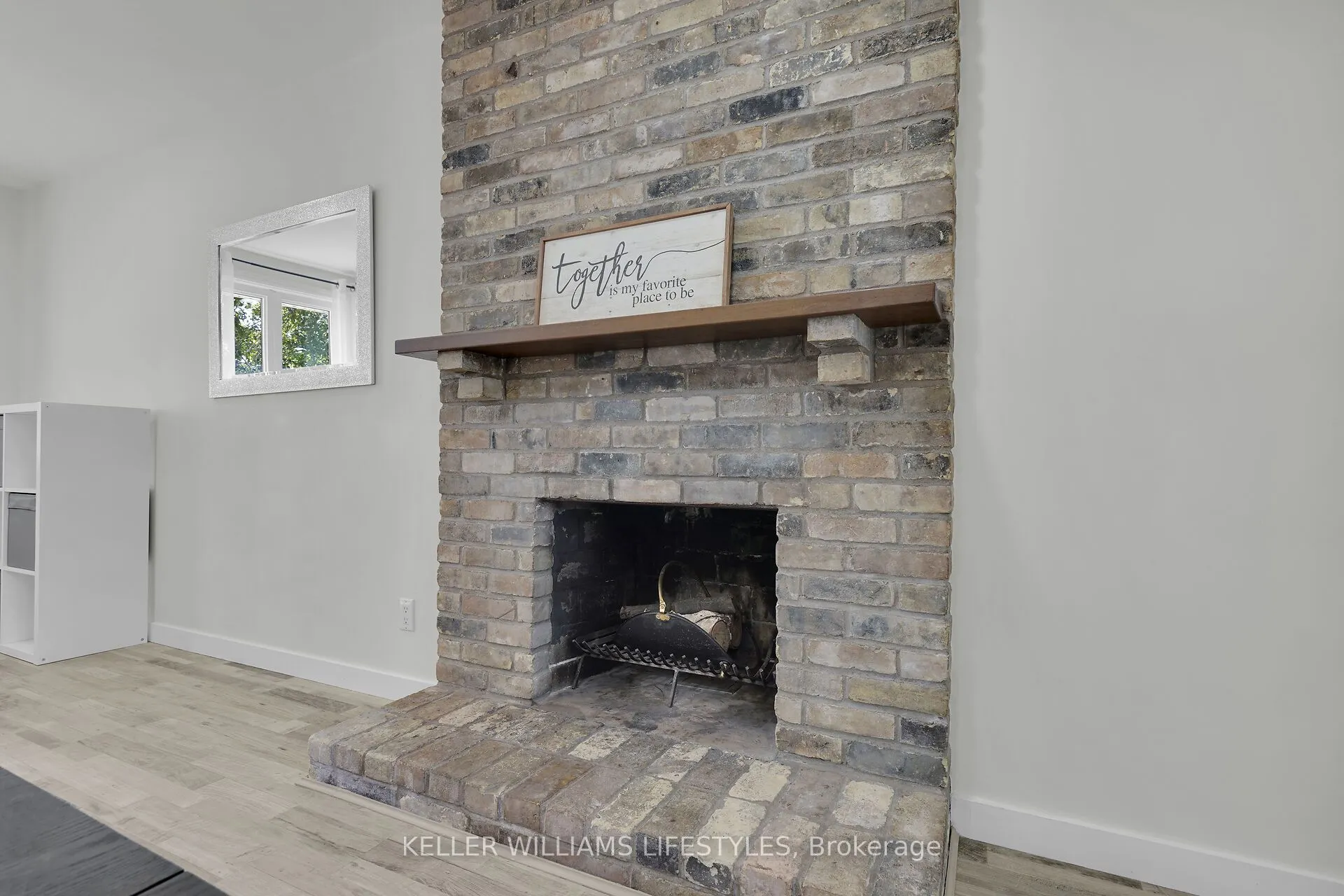 66 Lloyd Manor Crescent