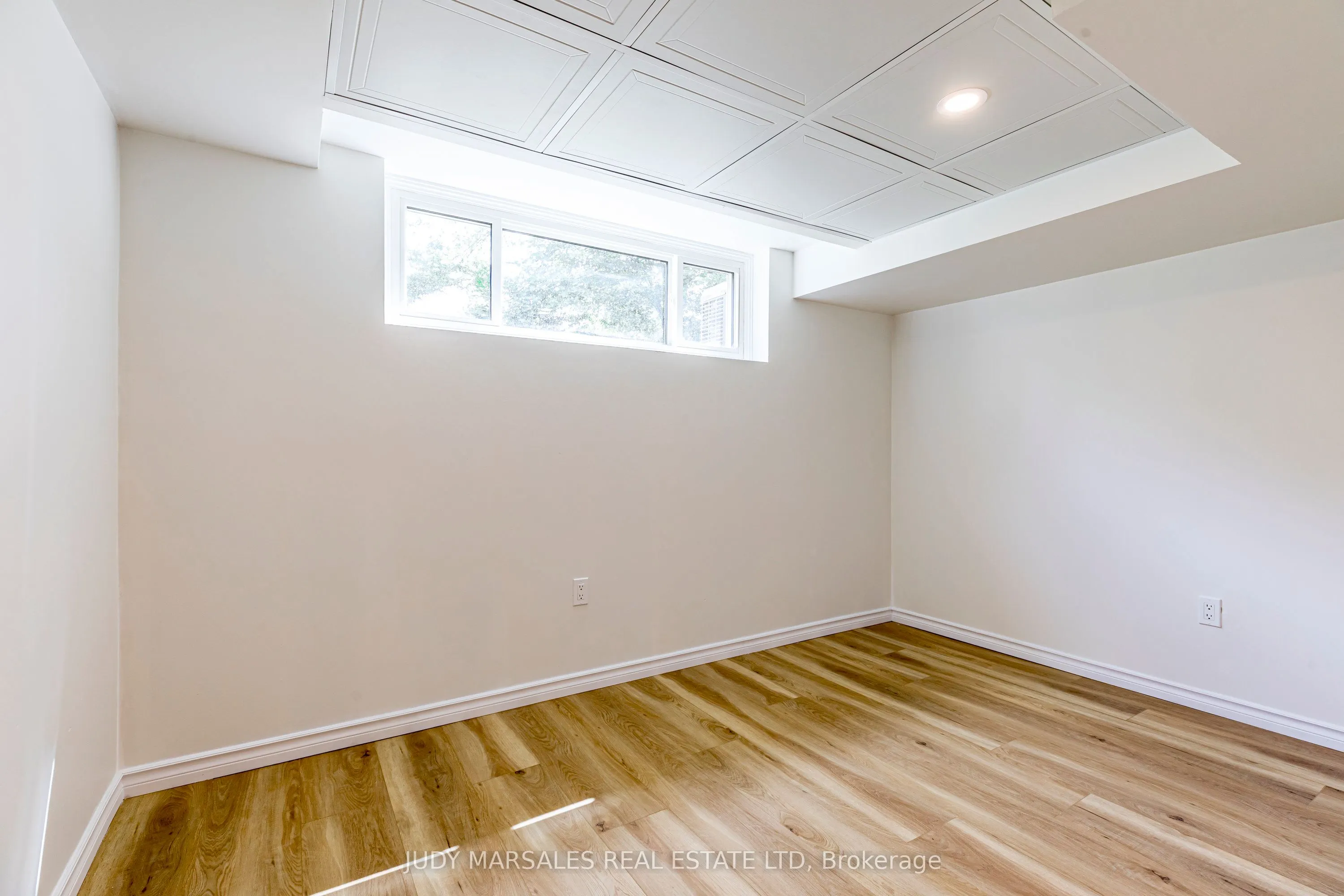20 Burfield Avenue