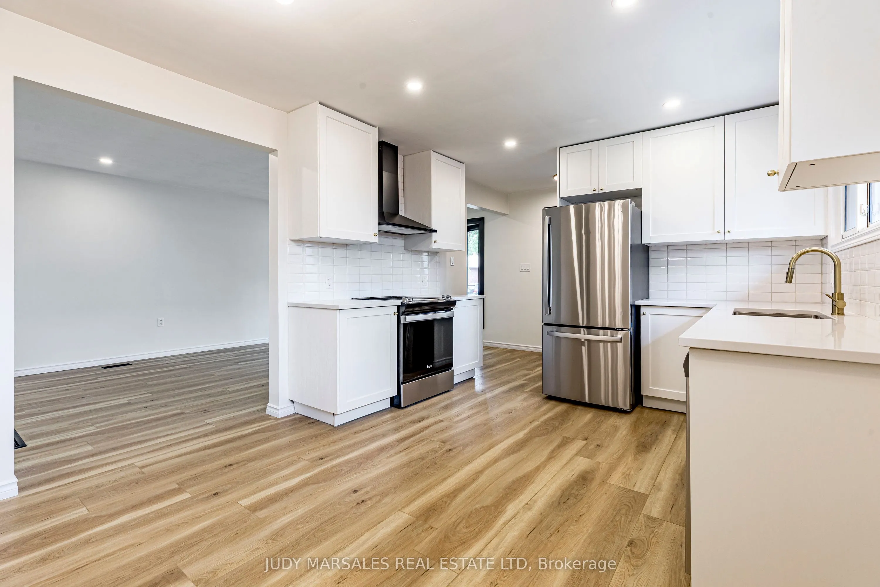 20 Burfield Avenue