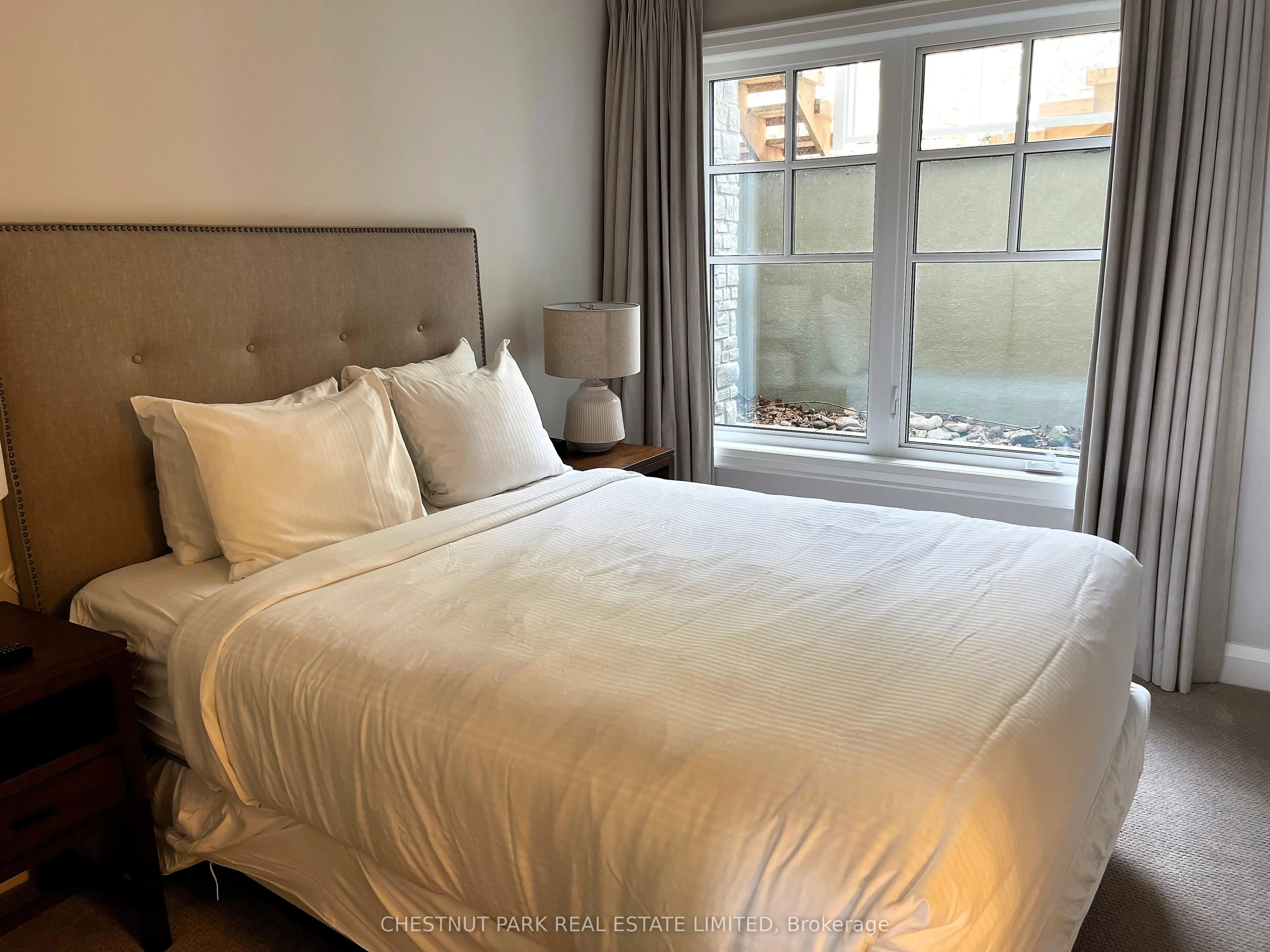 1869 MUSKOKA DISTRICT ROAD 118 WEST, #4