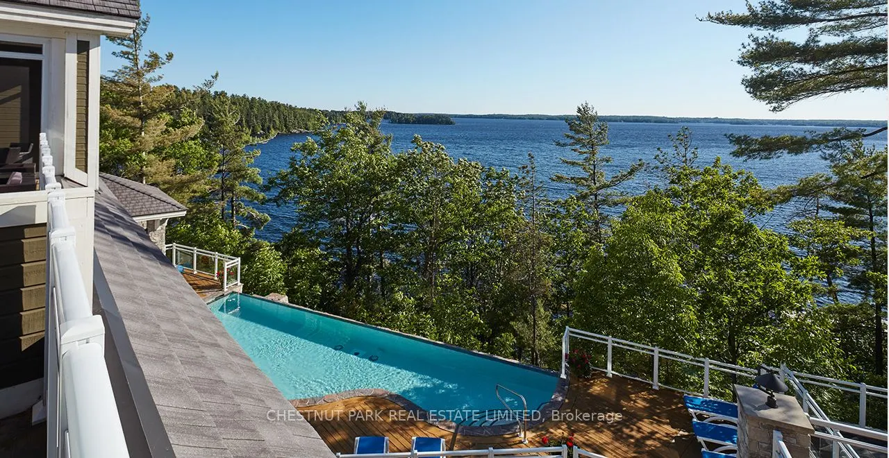 1869 MUSKOKA DISTRICT ROAD 118 WEST, #4