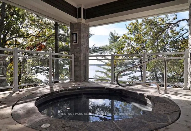1869 MUSKOKA DISTRICT ROAD 118 WEST, #4