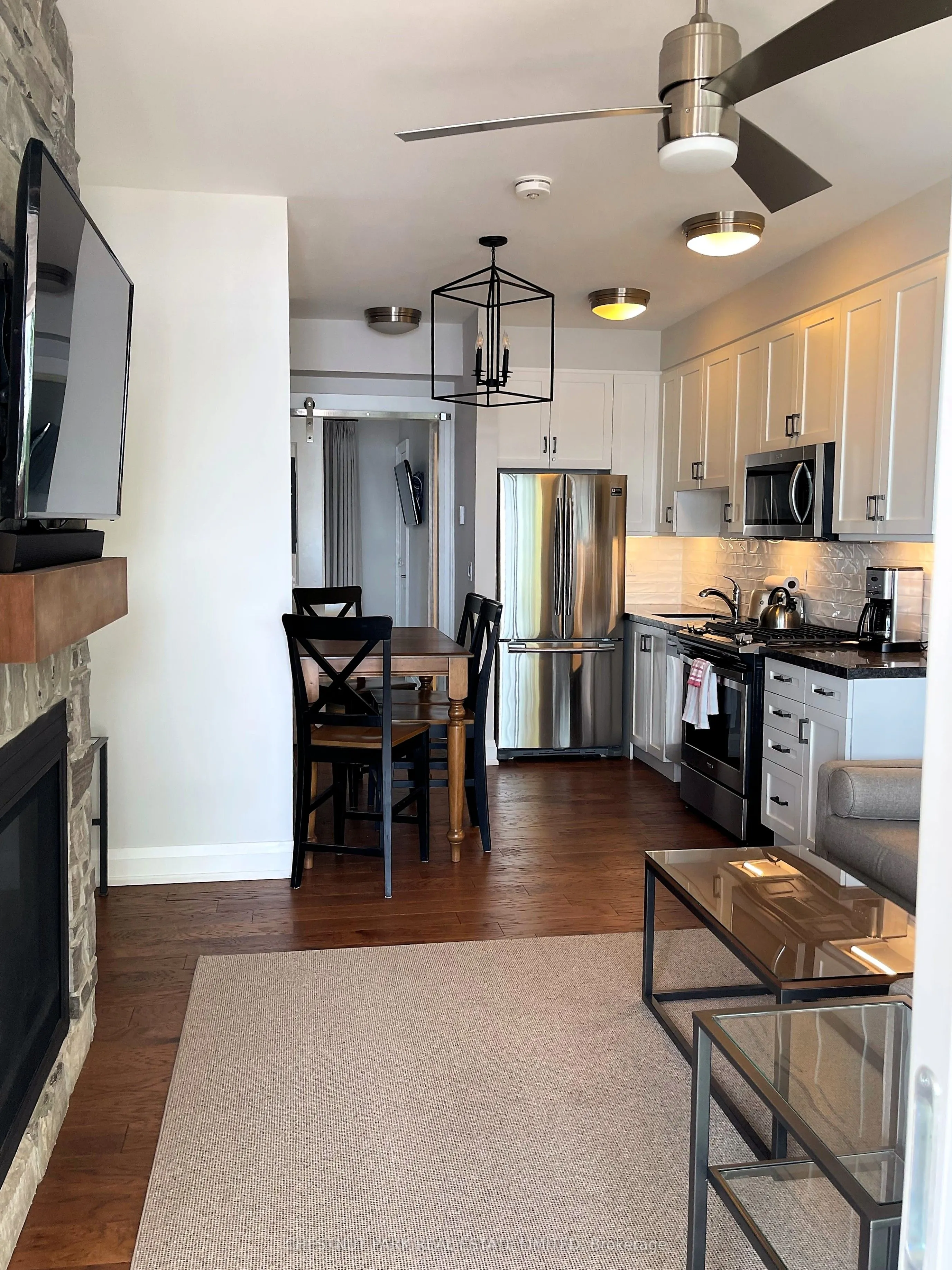 1869 MUSKOKA DISTRICT ROAD 118 WEST, #4