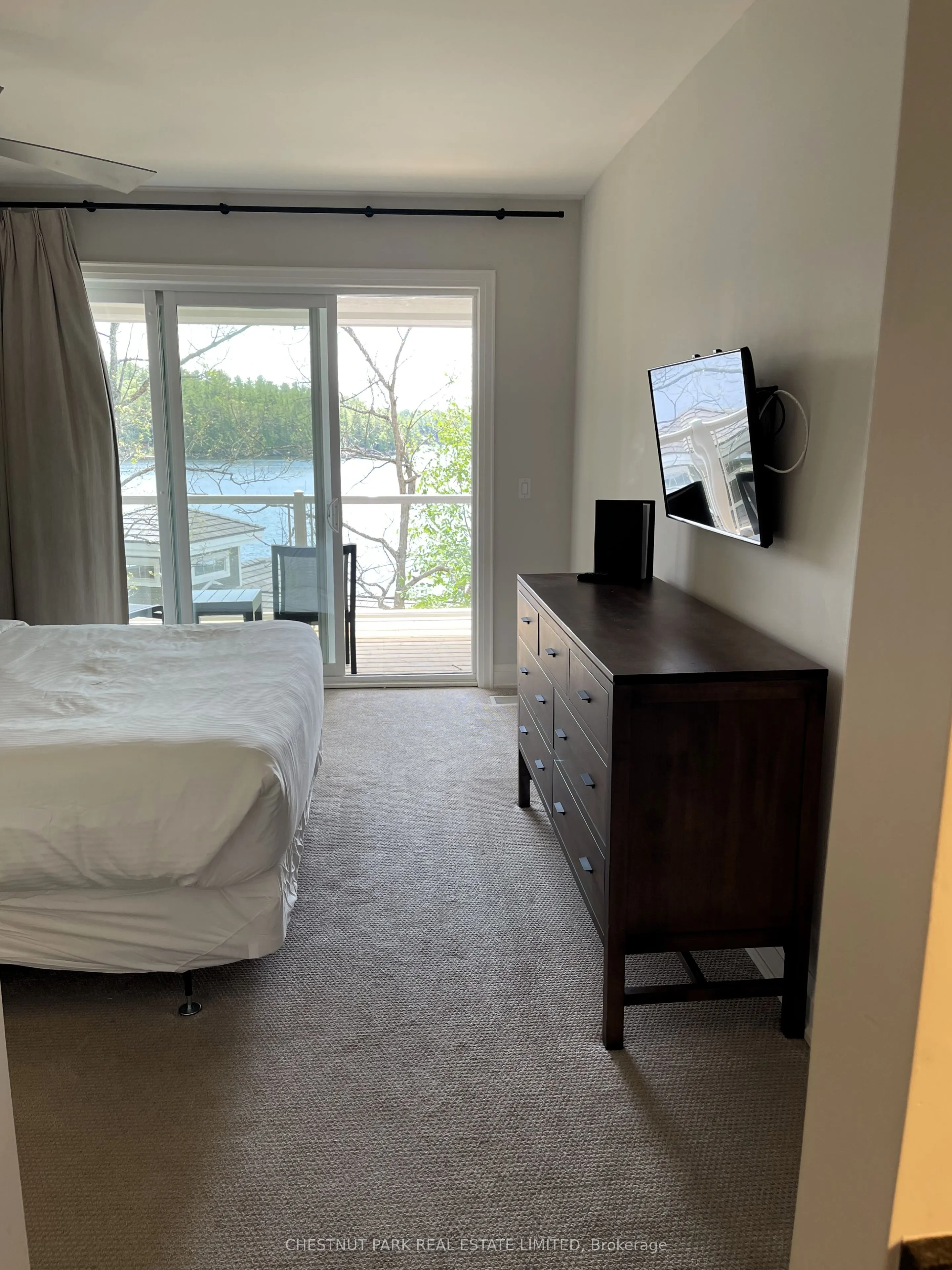 1869 MUSKOKA DISTRICT ROAD 118 WEST, #4