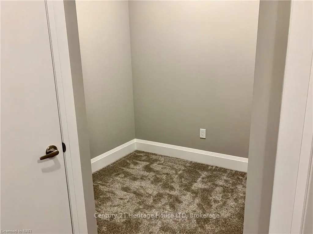 73 Arthur Street S, #501