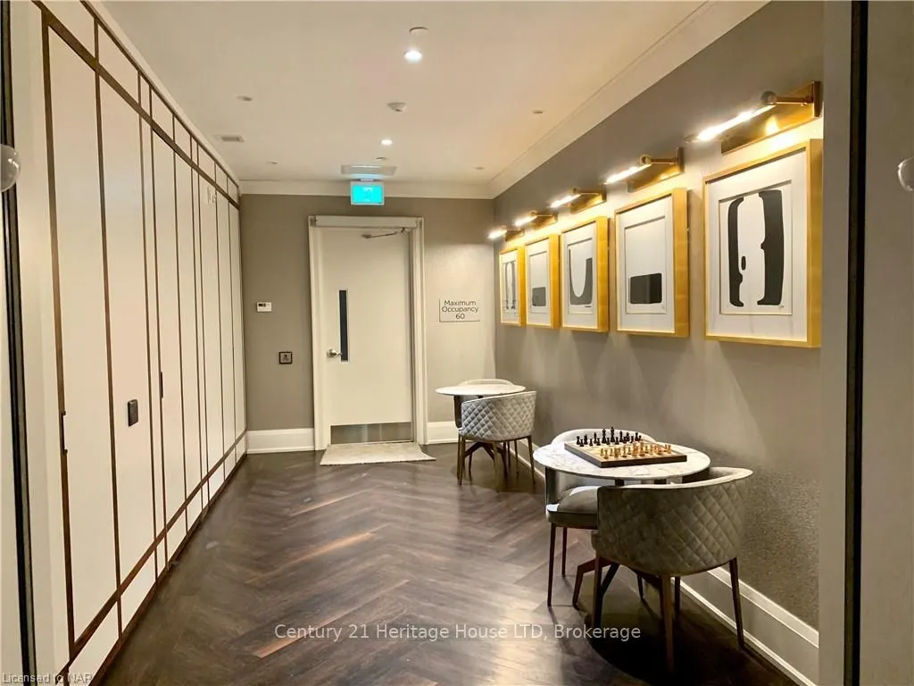 73 Arthur Street S, #501