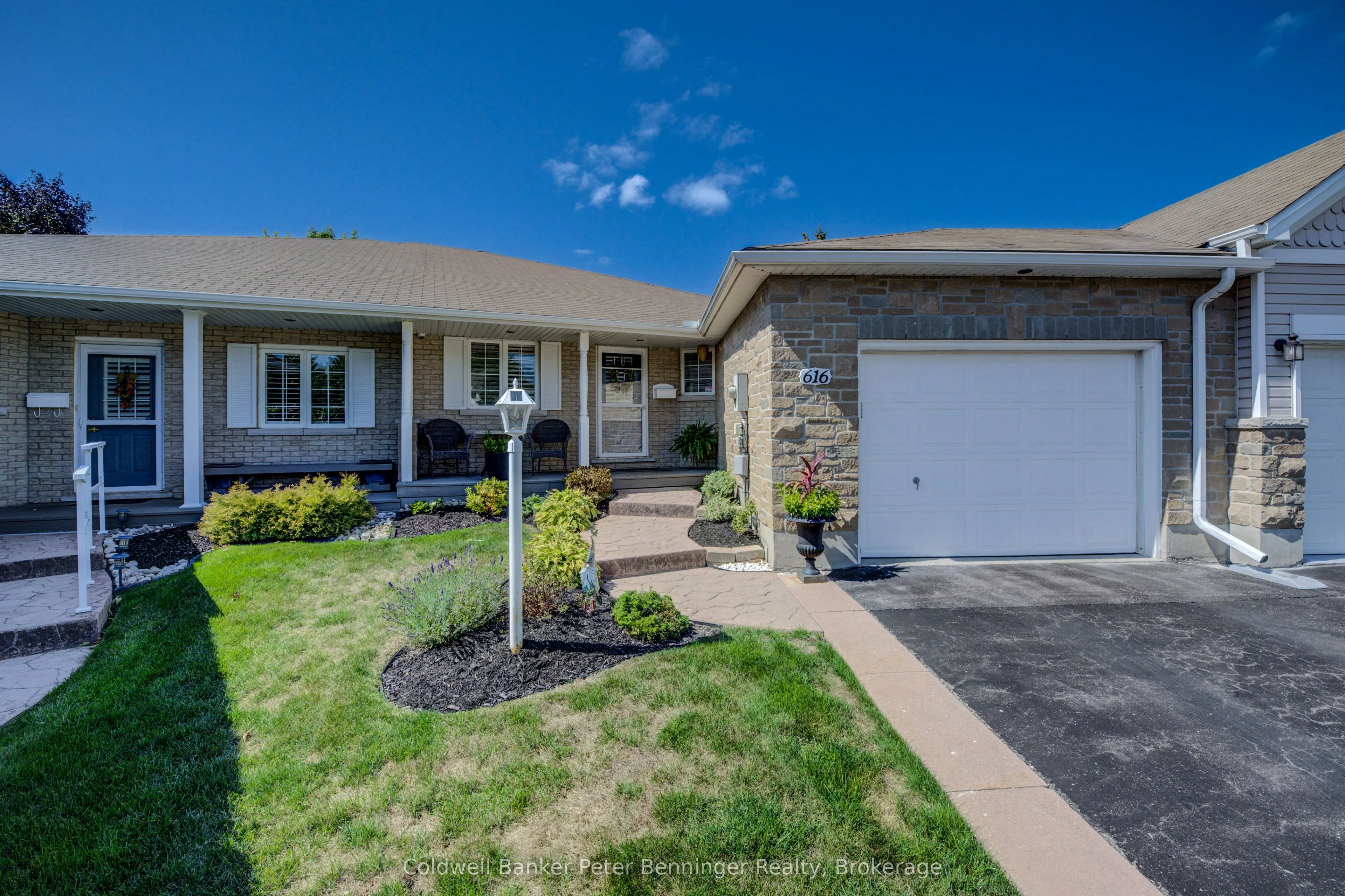 616 Spinnaker Crescent
