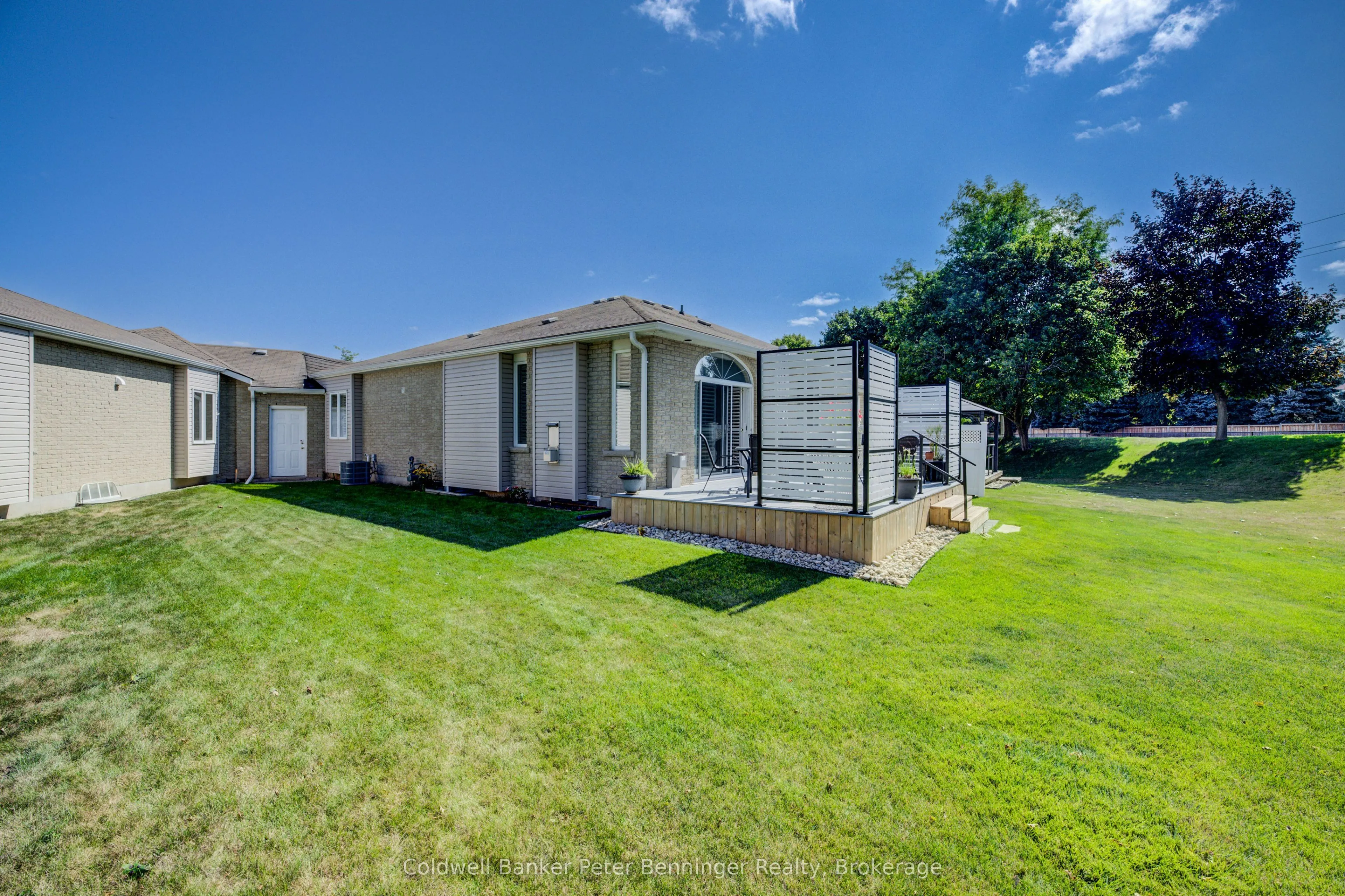 616 Spinnaker Crescent