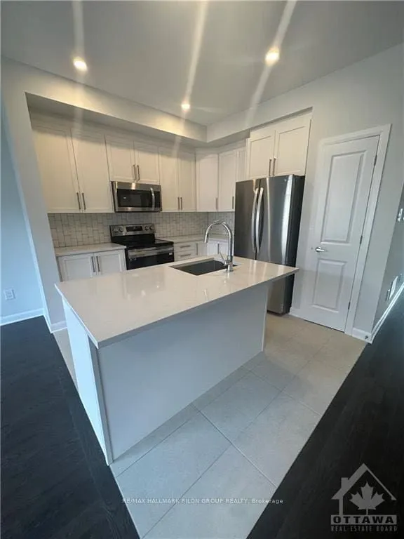 191 SHALLOW POND Place