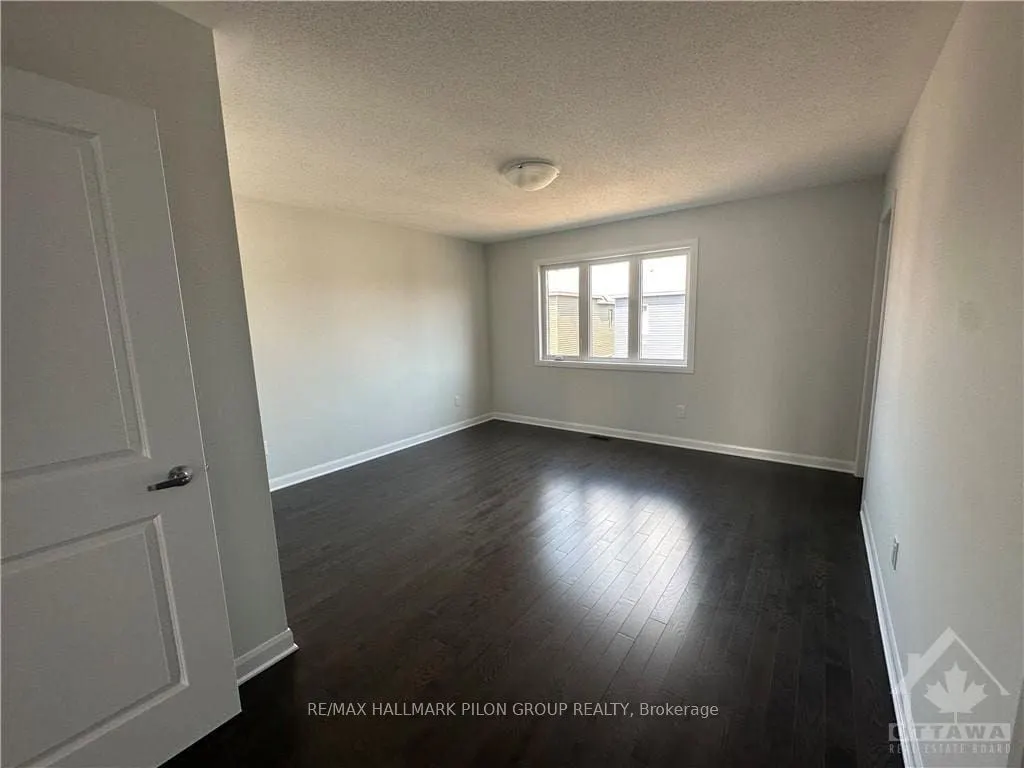 191 SHALLOW POND Place
