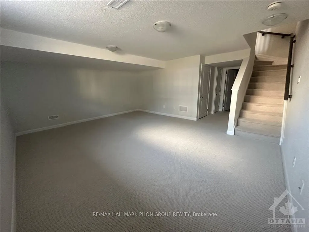191 SHALLOW POND Place